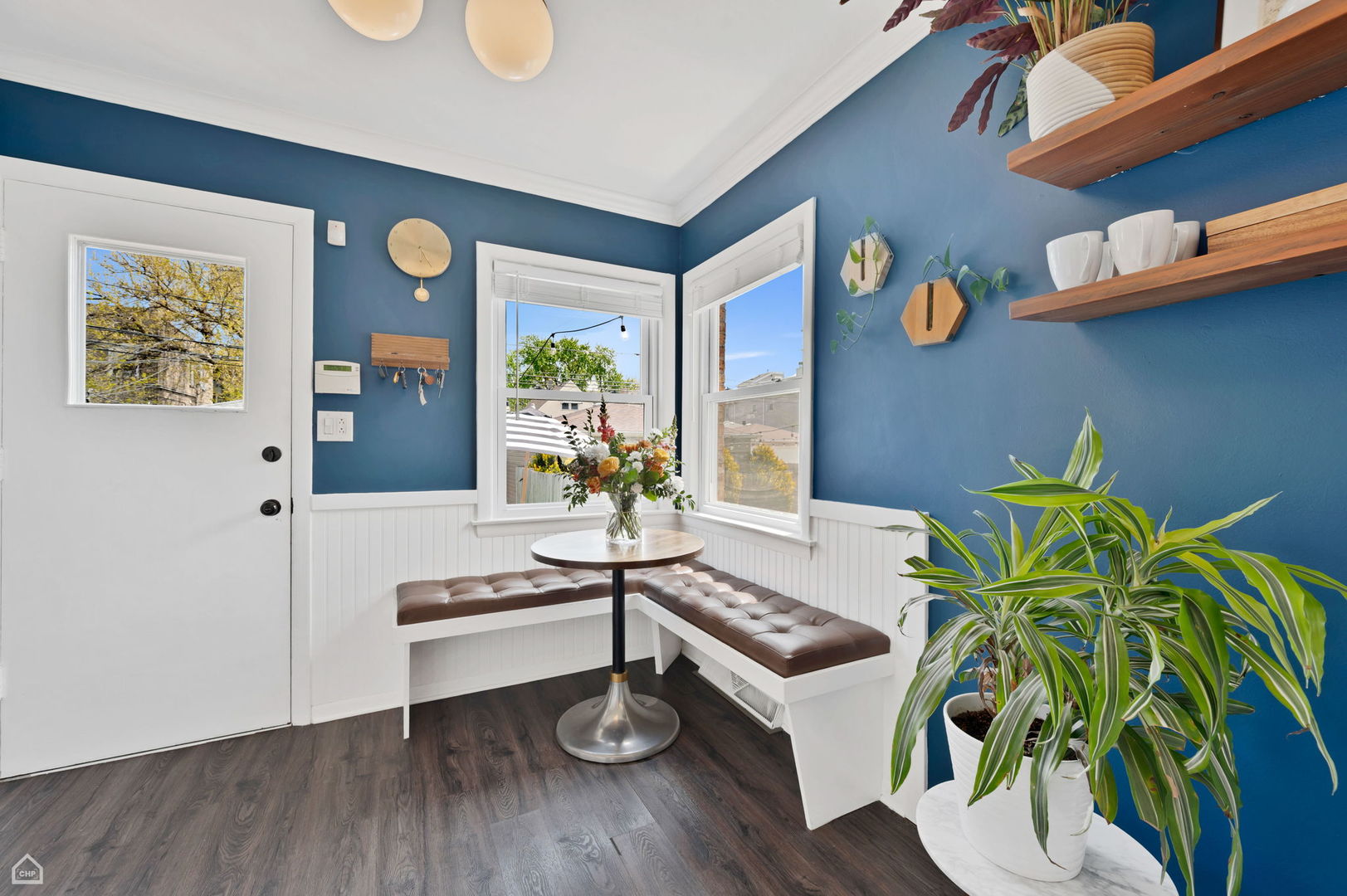 3753 N Francisco Avenue