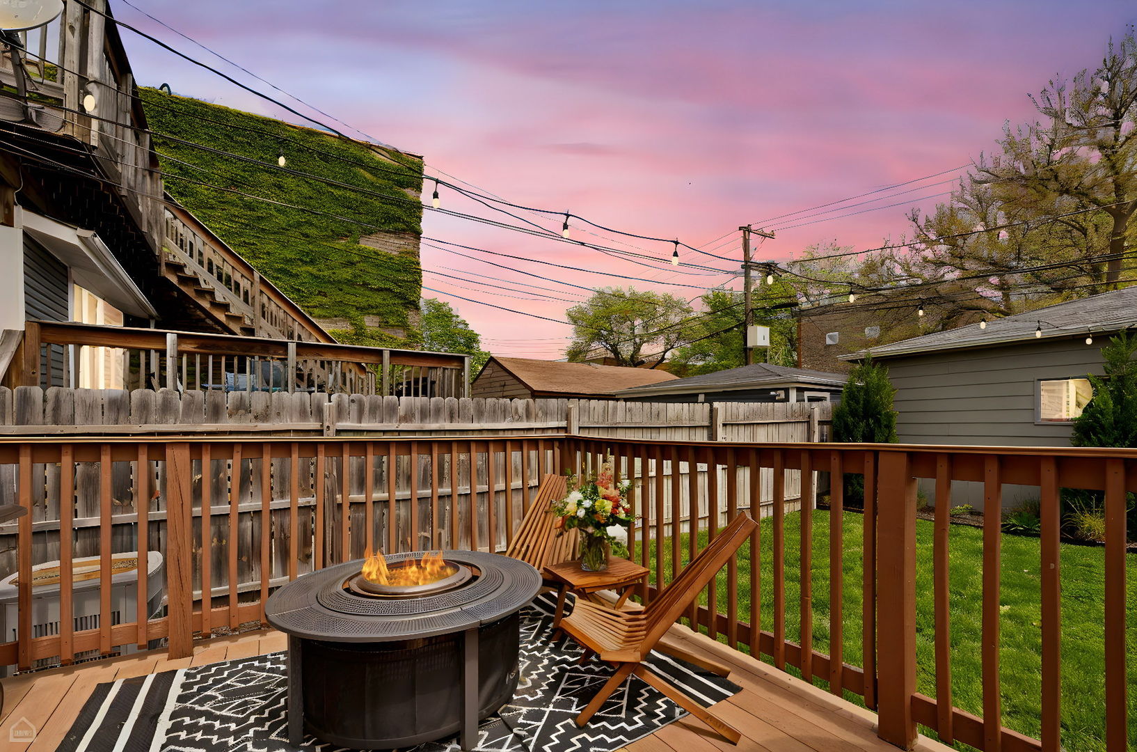 3753 N Francisco Avenue