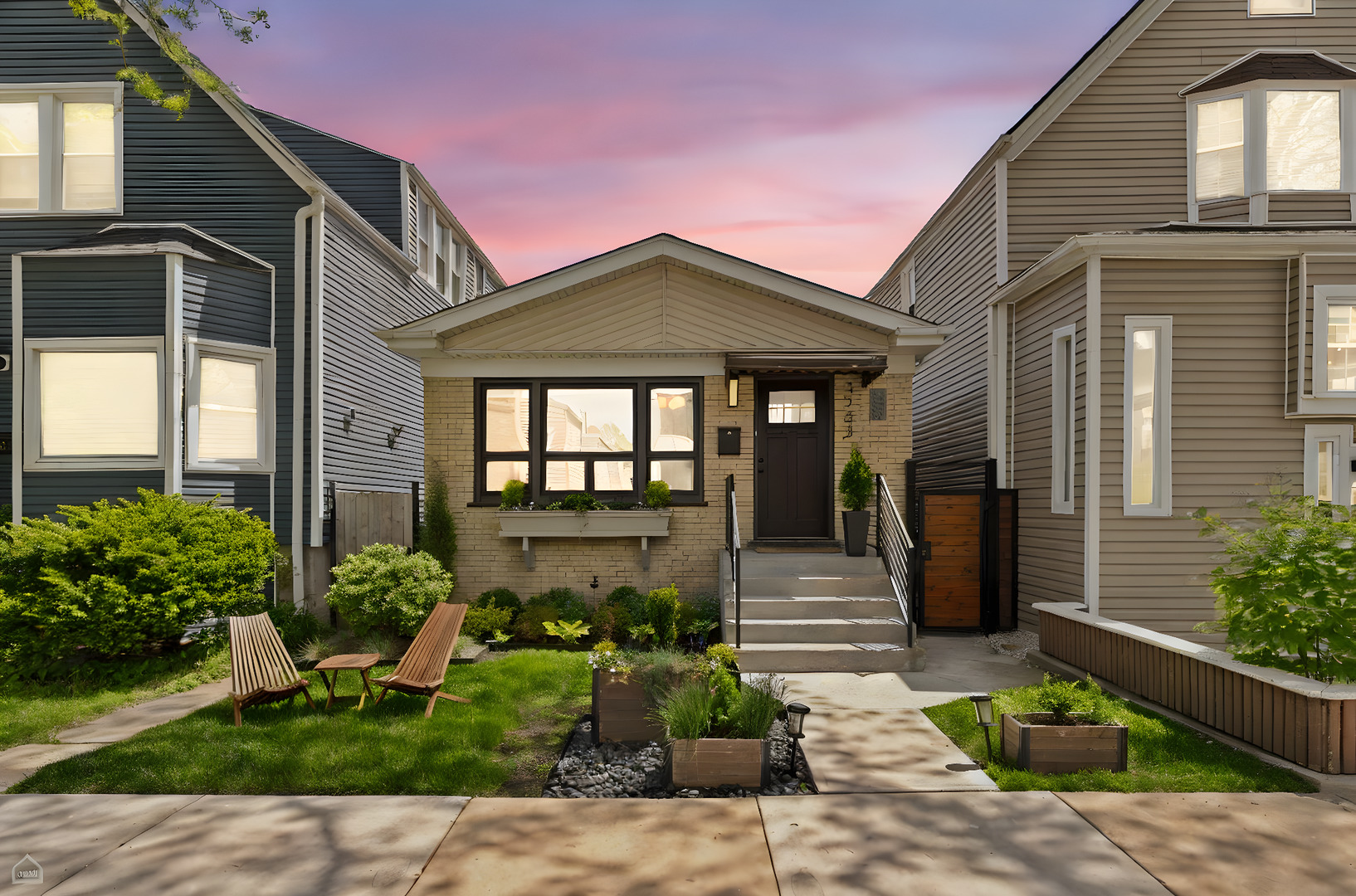 3753 N Francisco Avenue