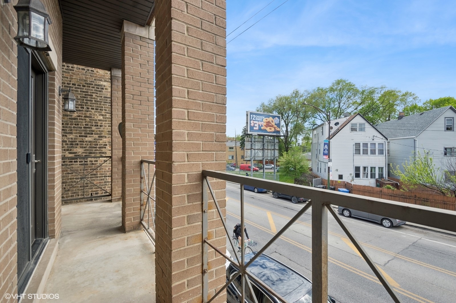 3709 N Elston Avenue Unit: 2
