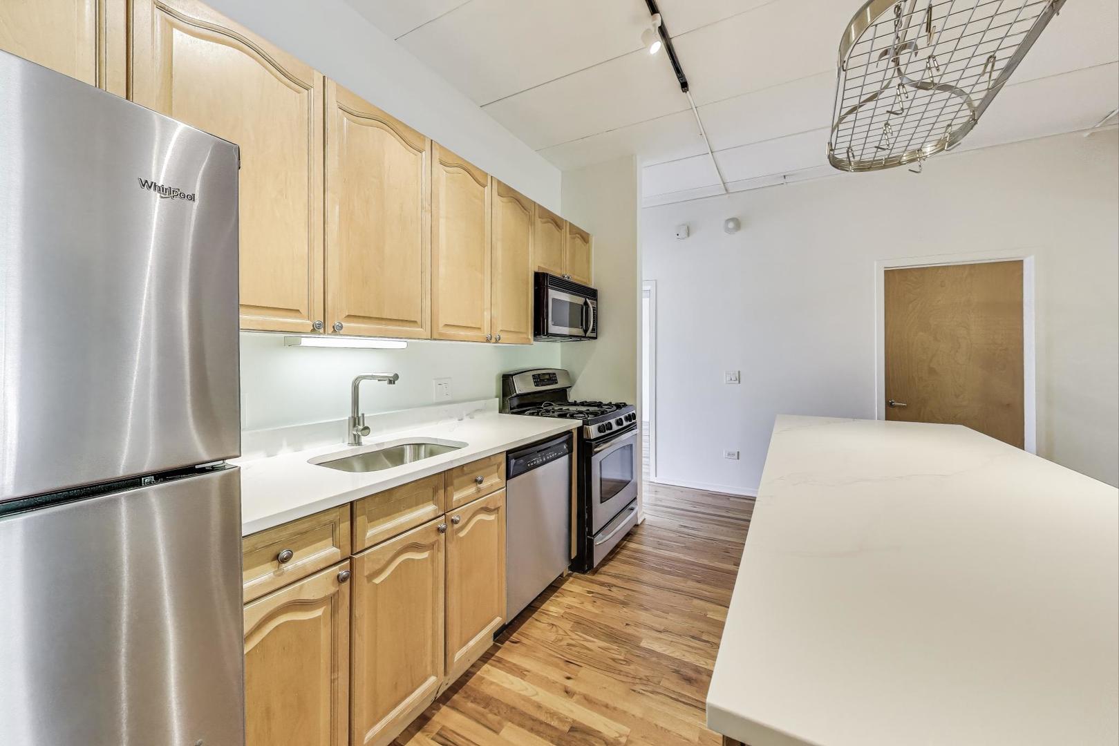 1430 S Michigan Avenue Unit: 311