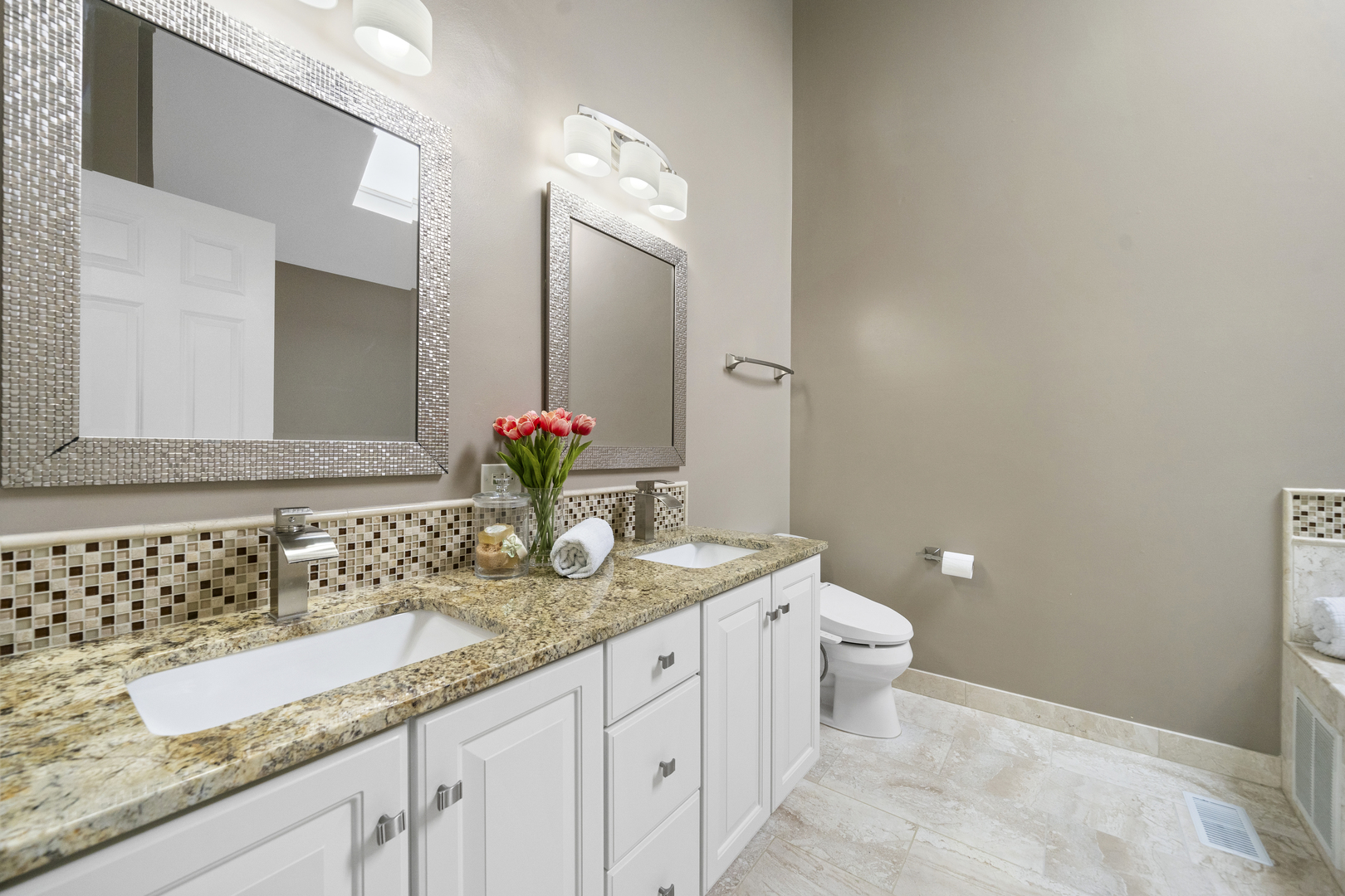 2008 Snow Creek Road