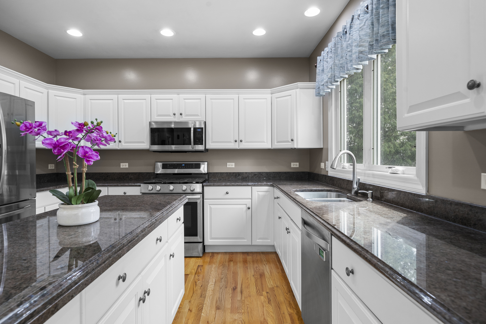 2008 Snow Creek Road