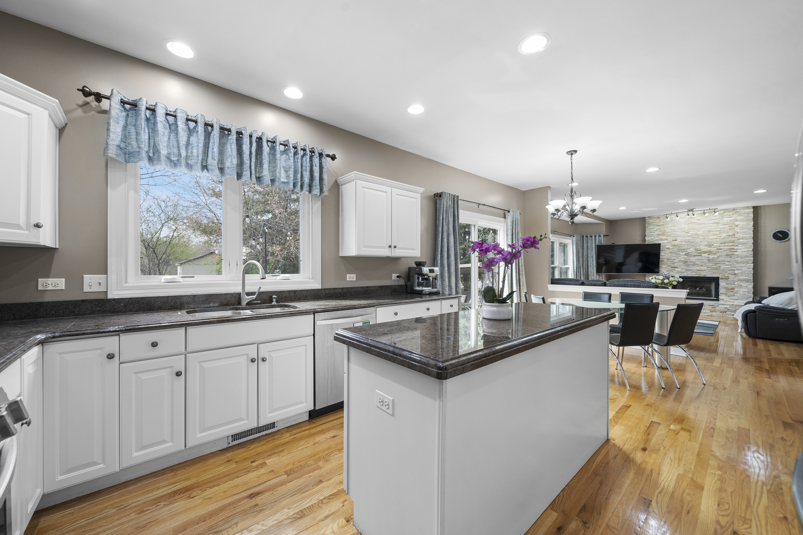 2008 Snow Creek Road