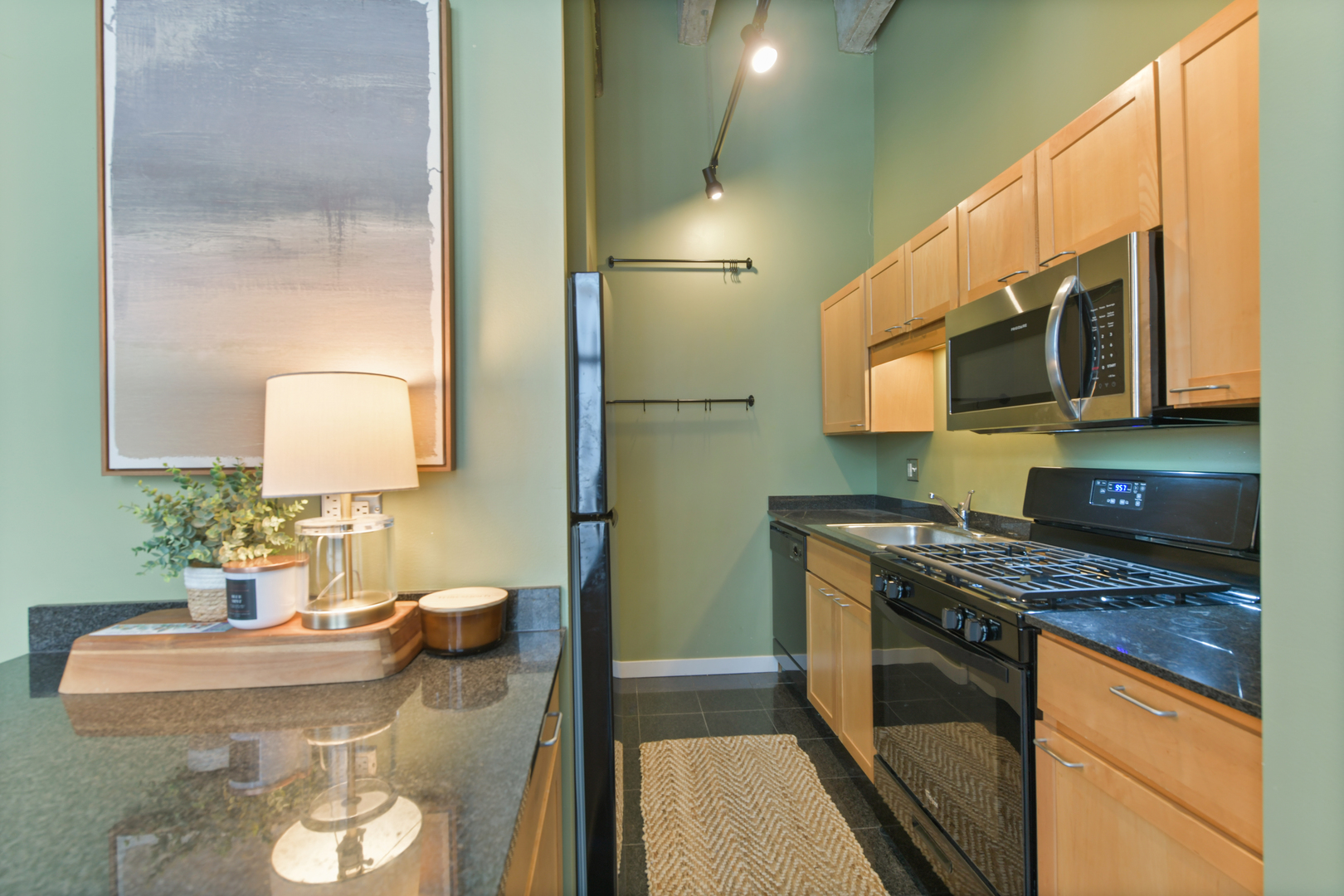 20 N State Street Unit: 805