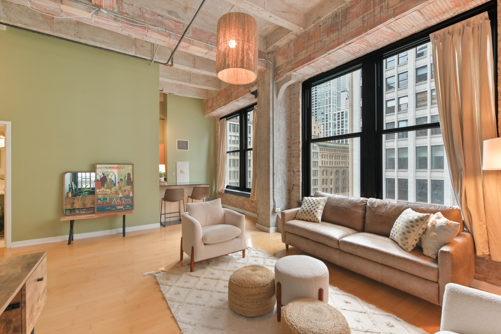 20 N State Street Unit: 805