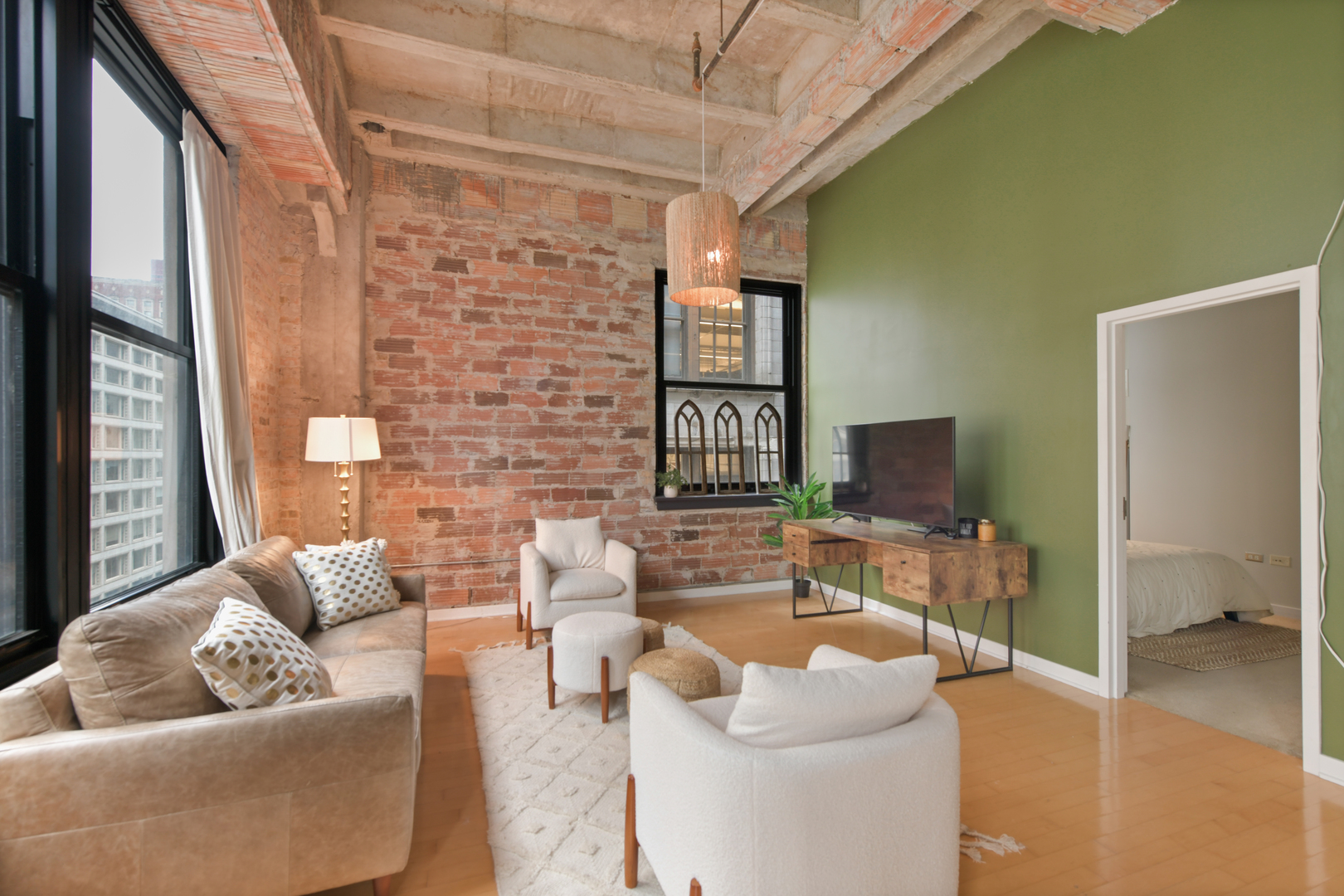 20 N State Street Unit: 805