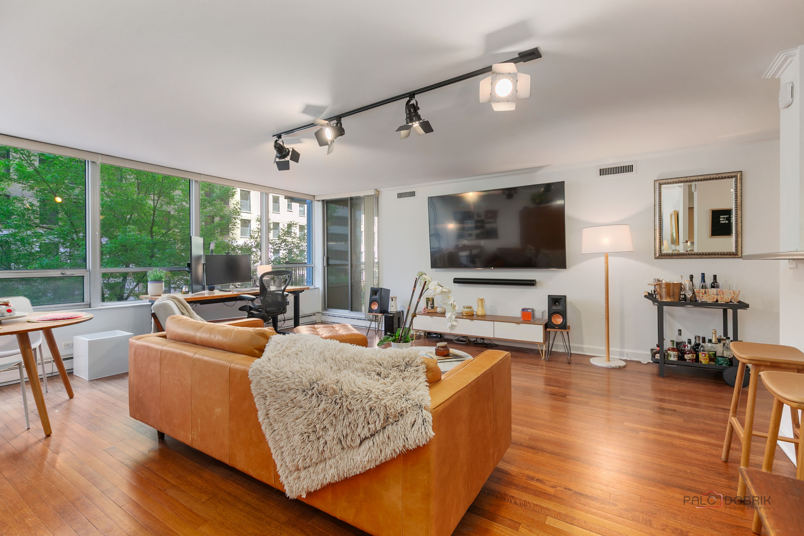 201 E Chestnut Street Unit: 3C