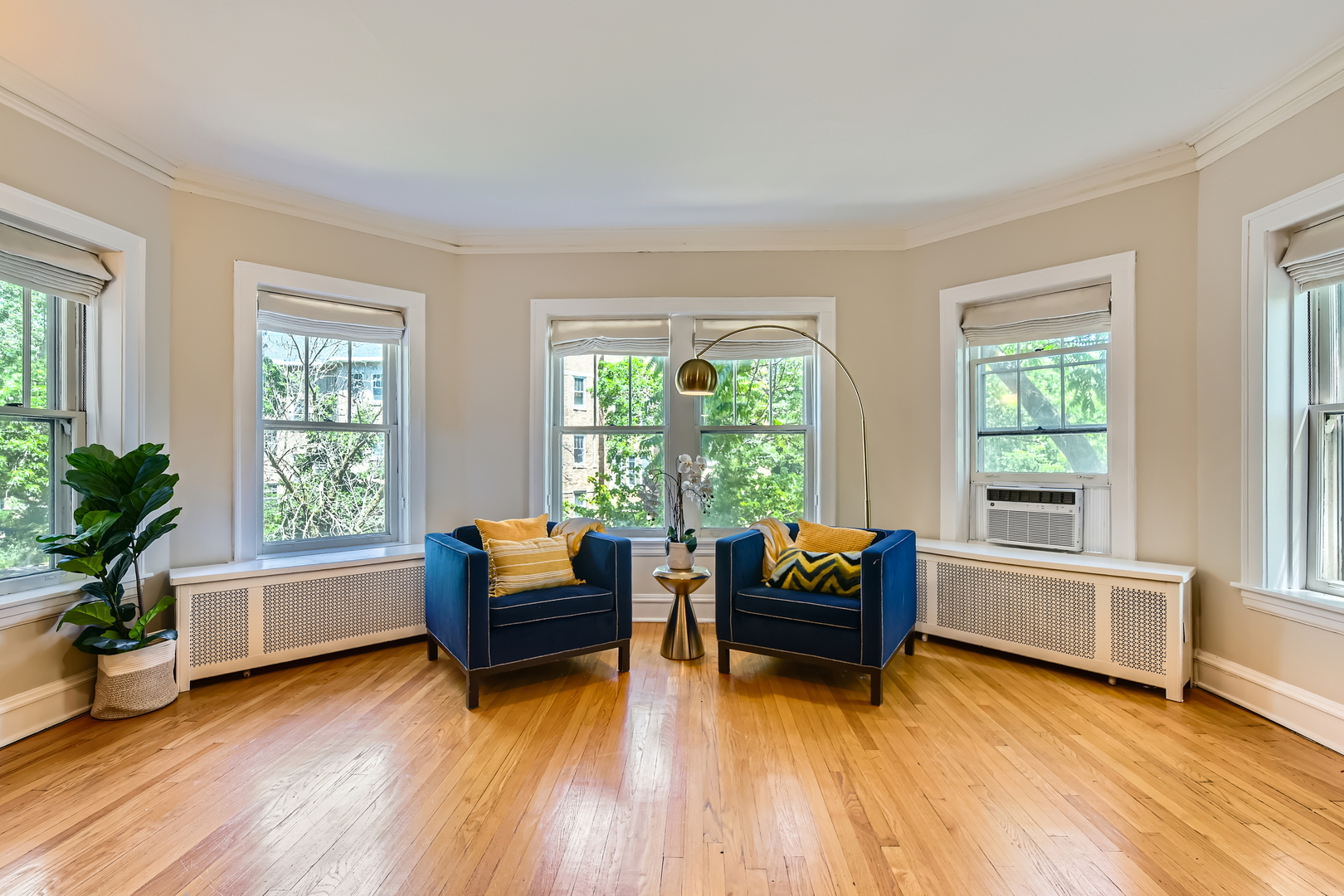 1511 W Thorndale Avenue Unit: 2E