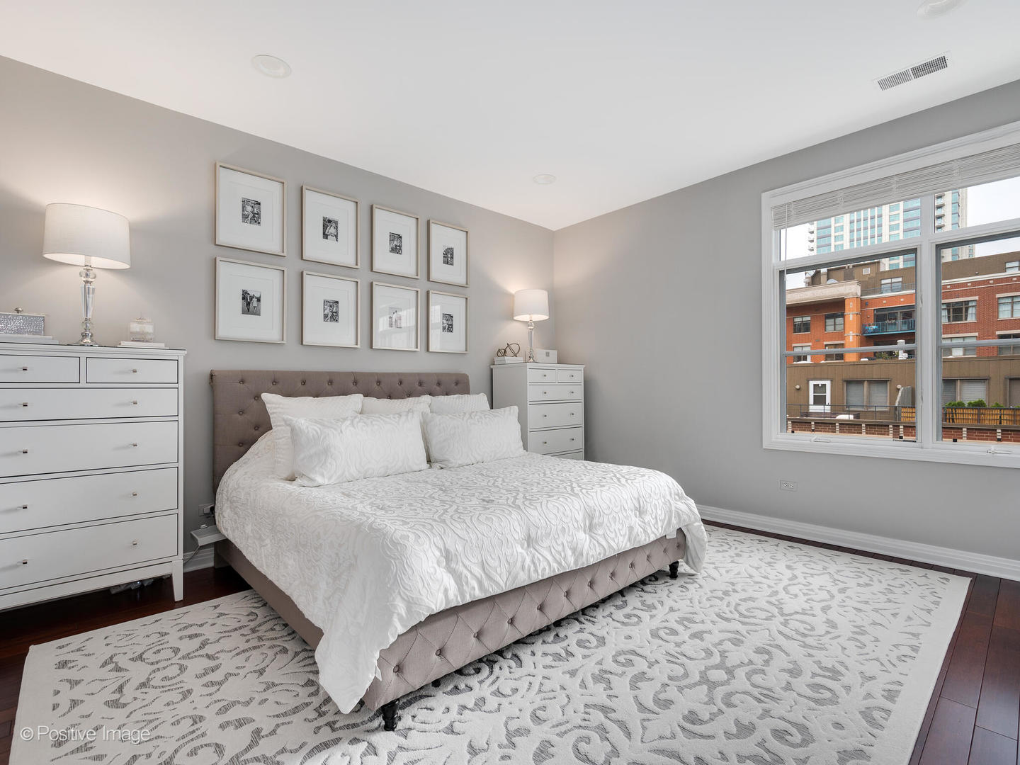 550 W Fulton Street Unit: 404