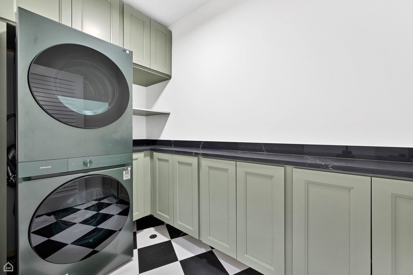 2622 W Cortland Street