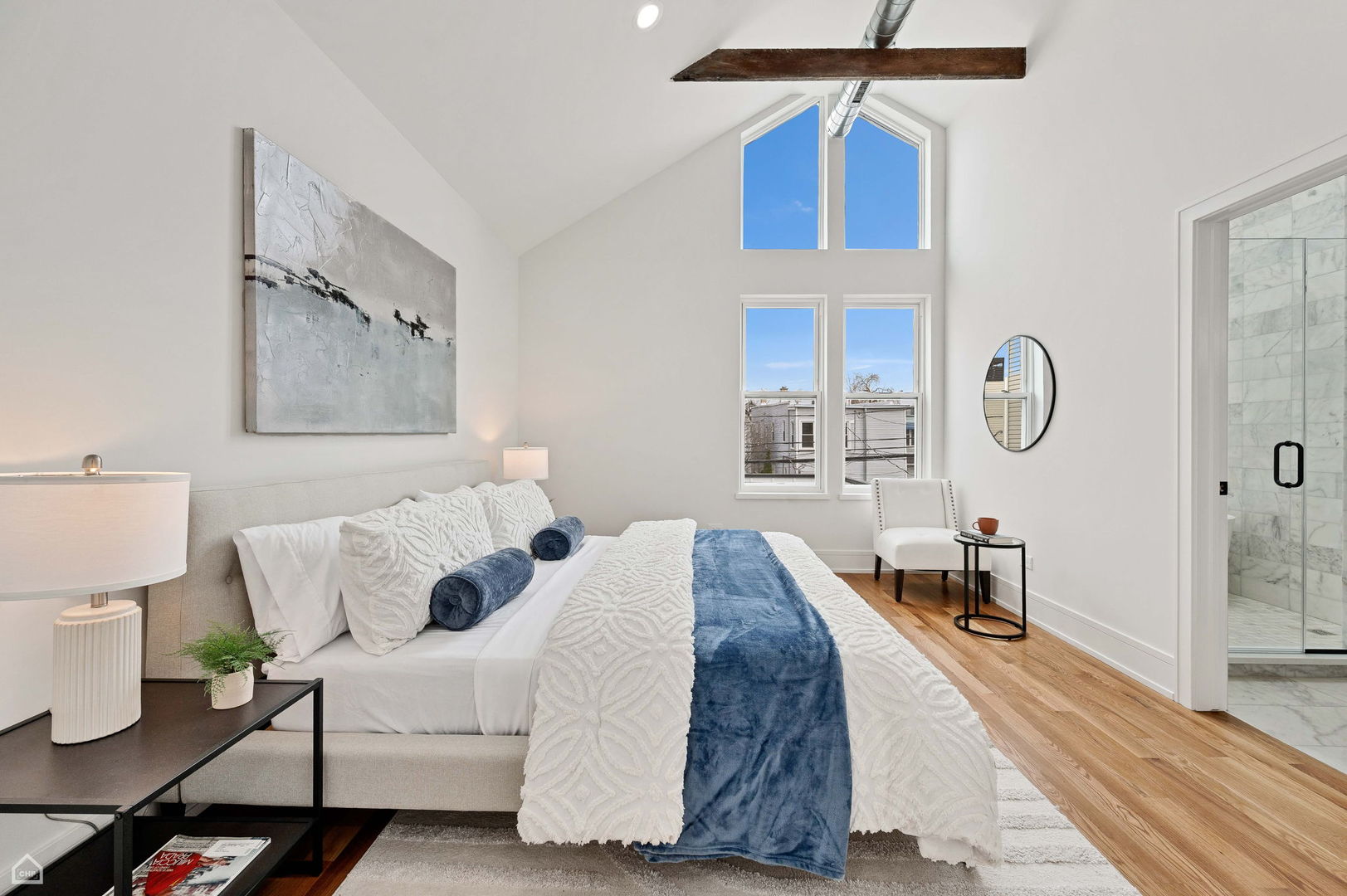 2622 W Cortland Street