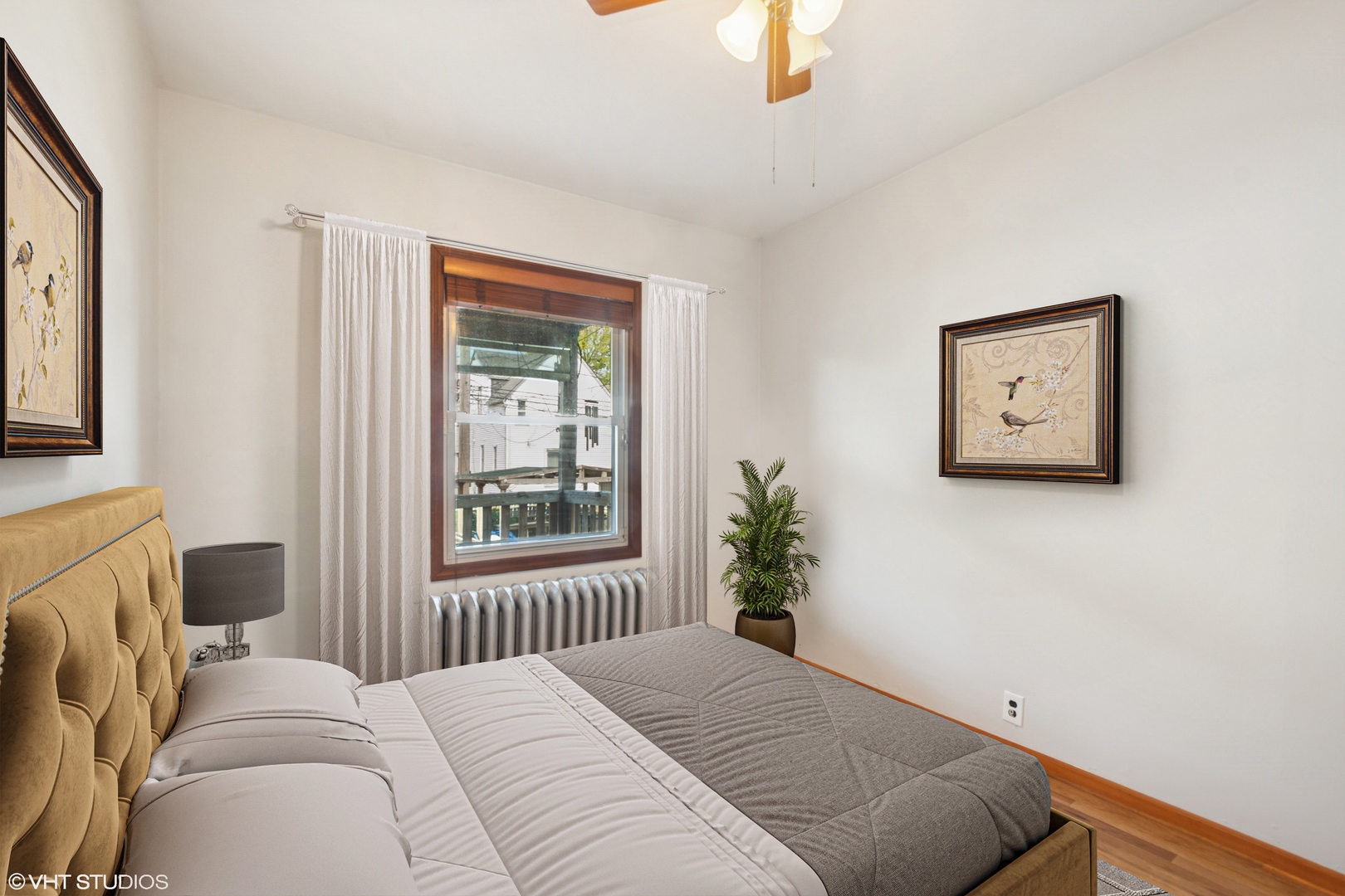 3344 N Kildare Street