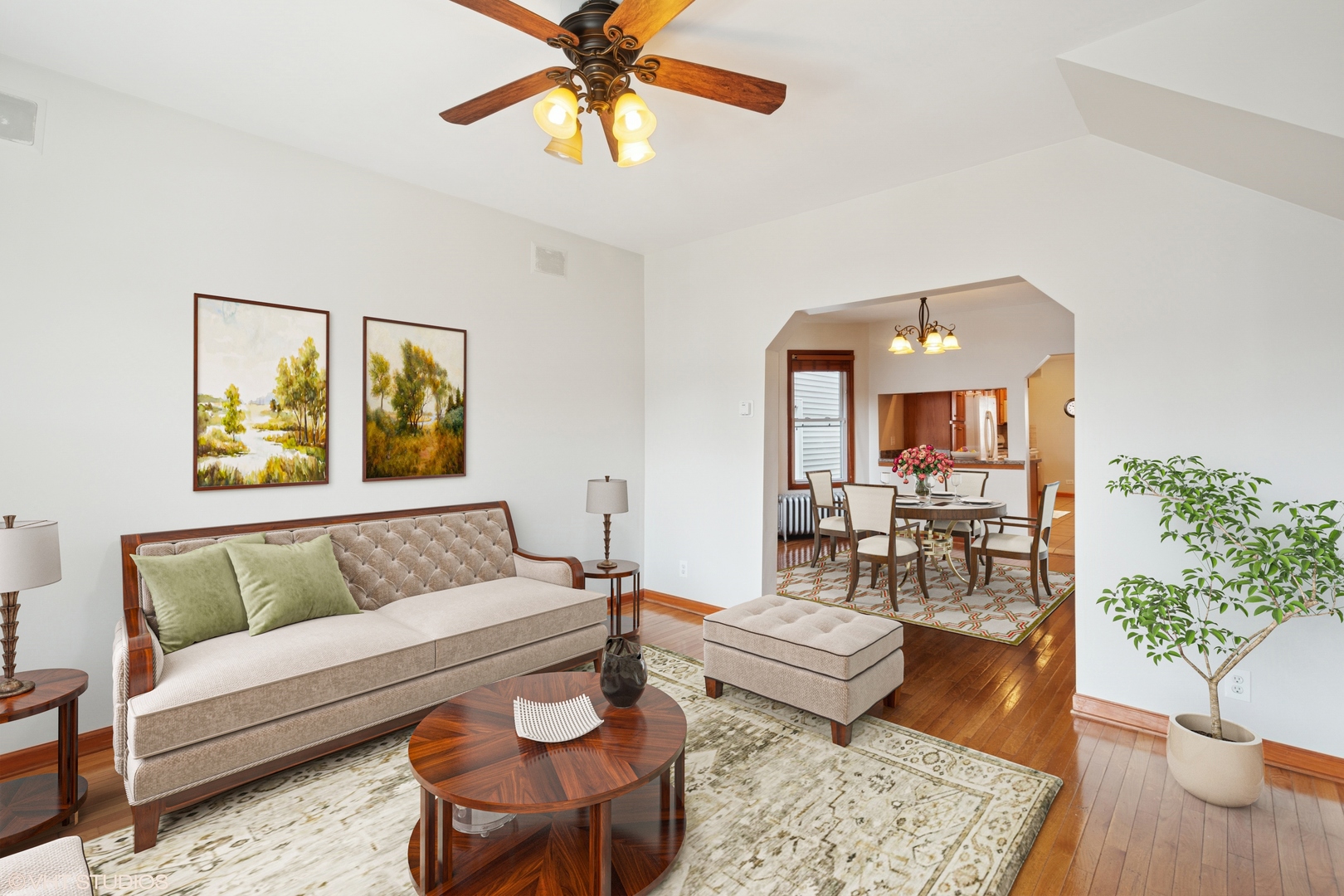 3344 N Kildare Street