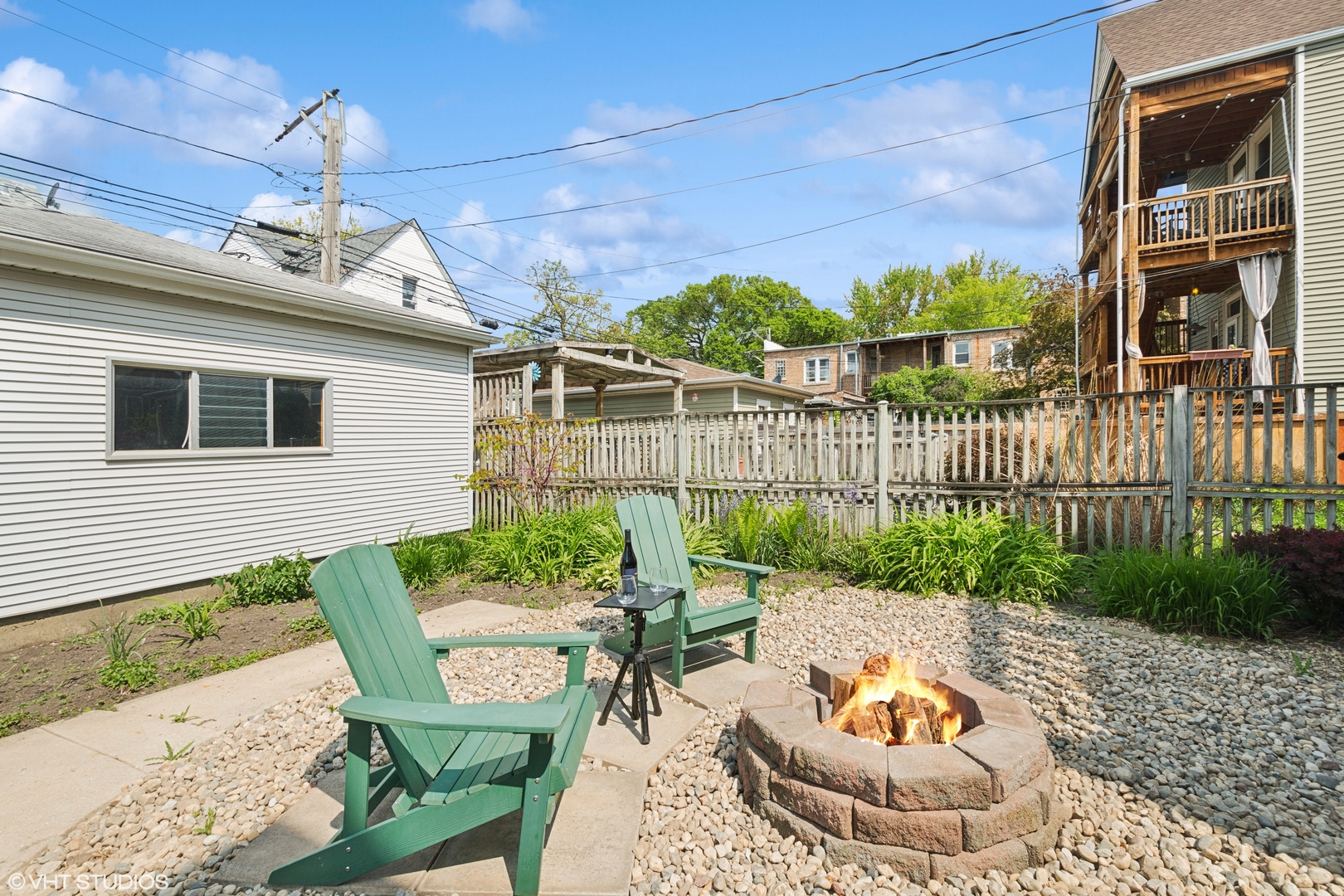 3344 N Kildare Street