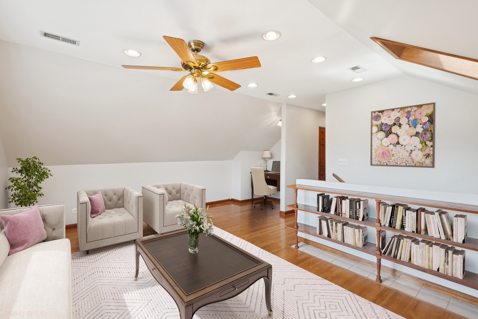 3344 N Kildare Street