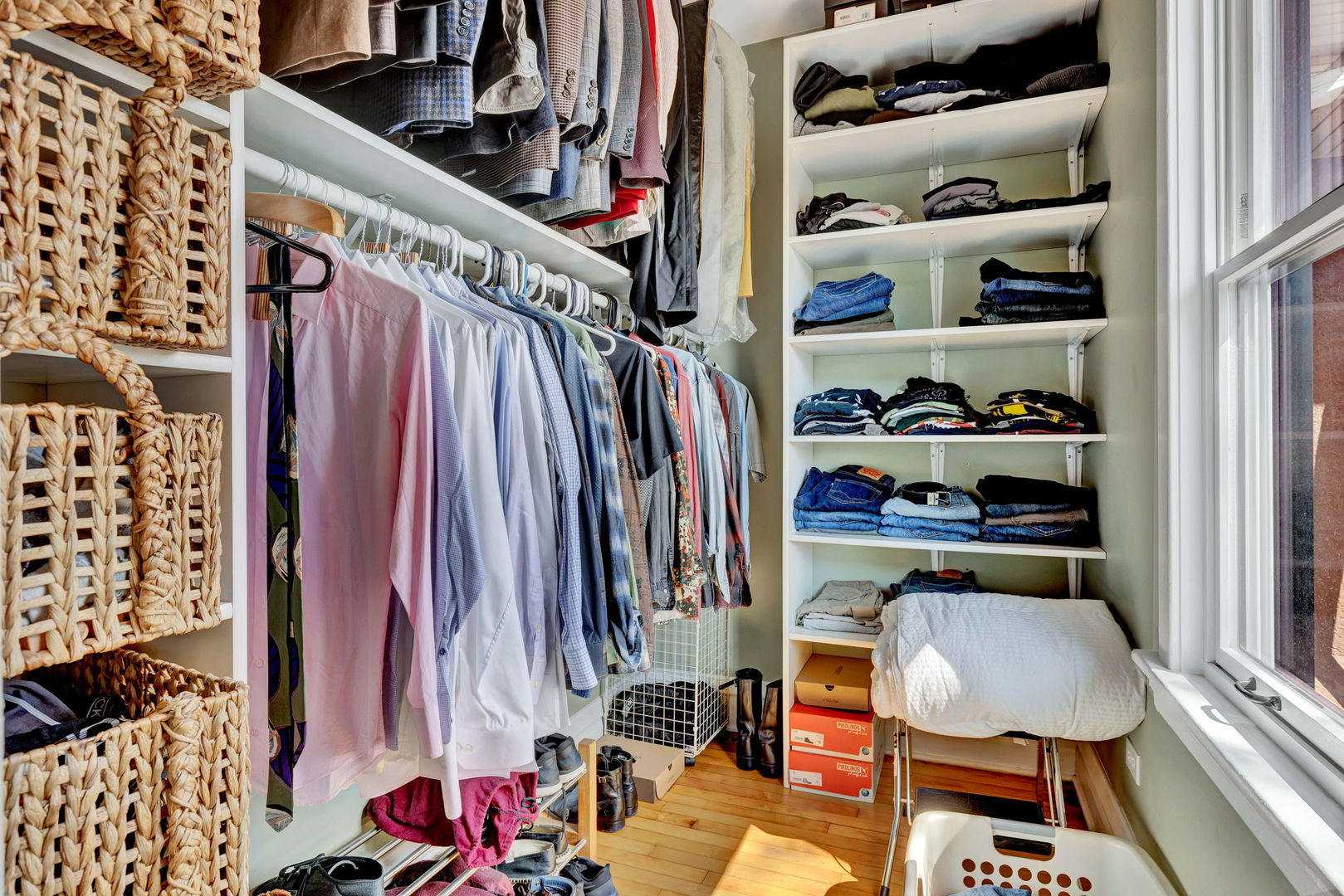 4443 N Francisco Avenue