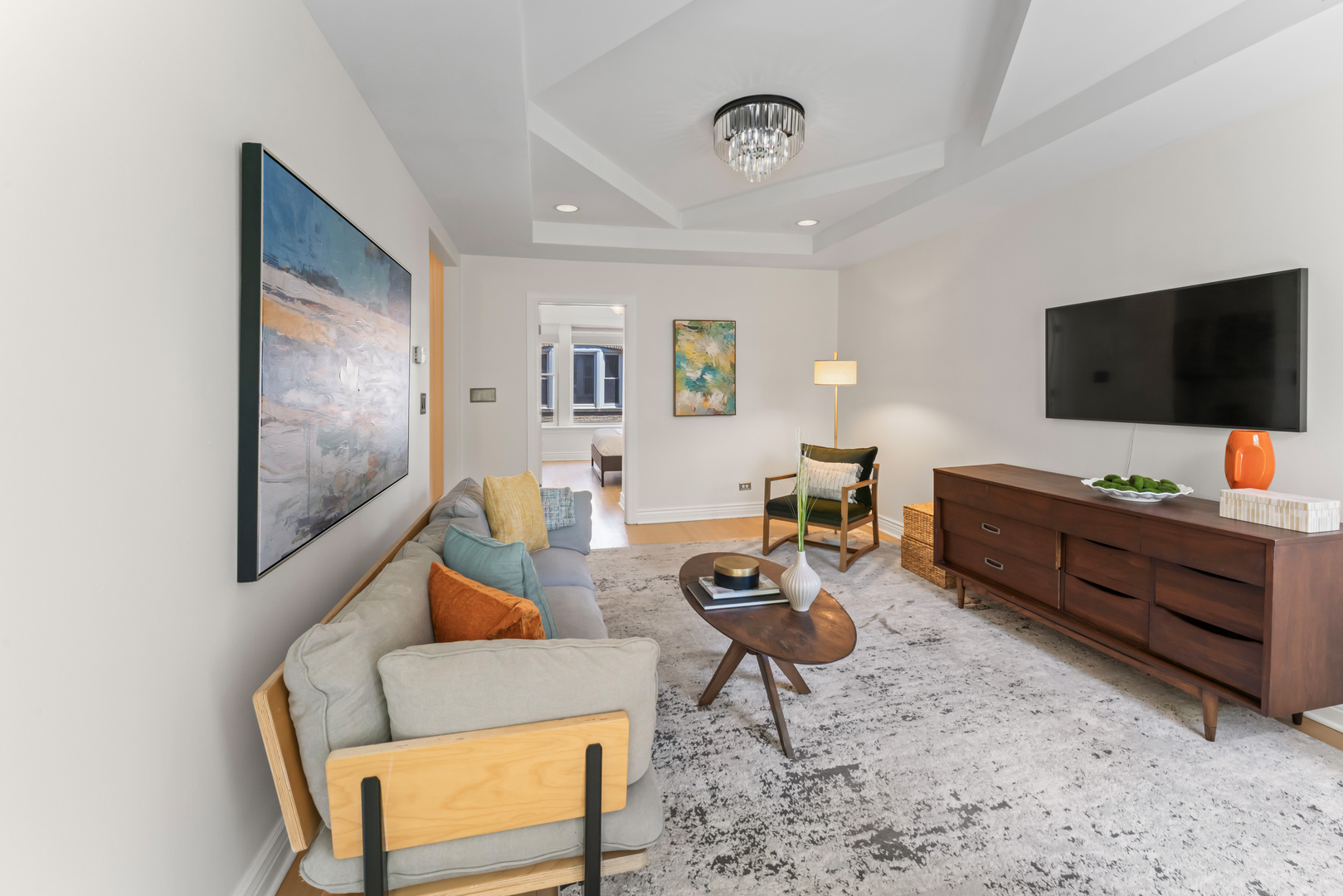 7029 N GREENVIEW Avenue Unit: 2S