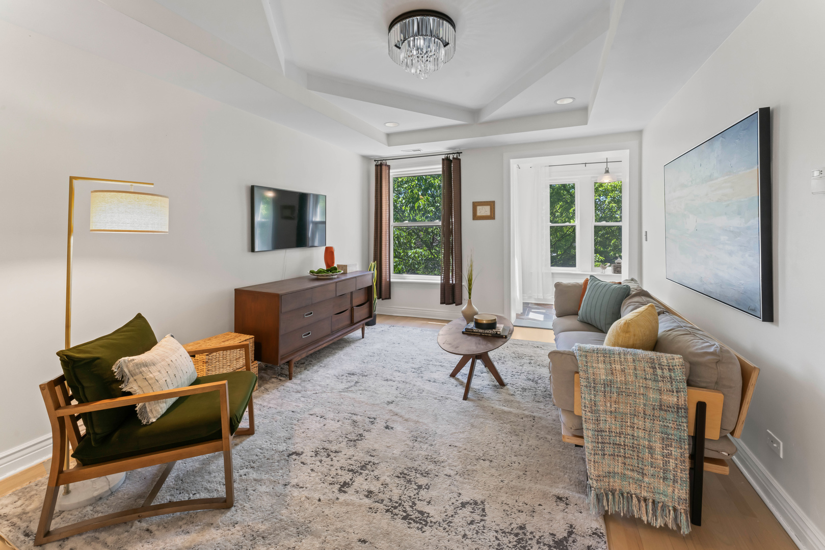 7029 N GREENVIEW Avenue Unit: 2S