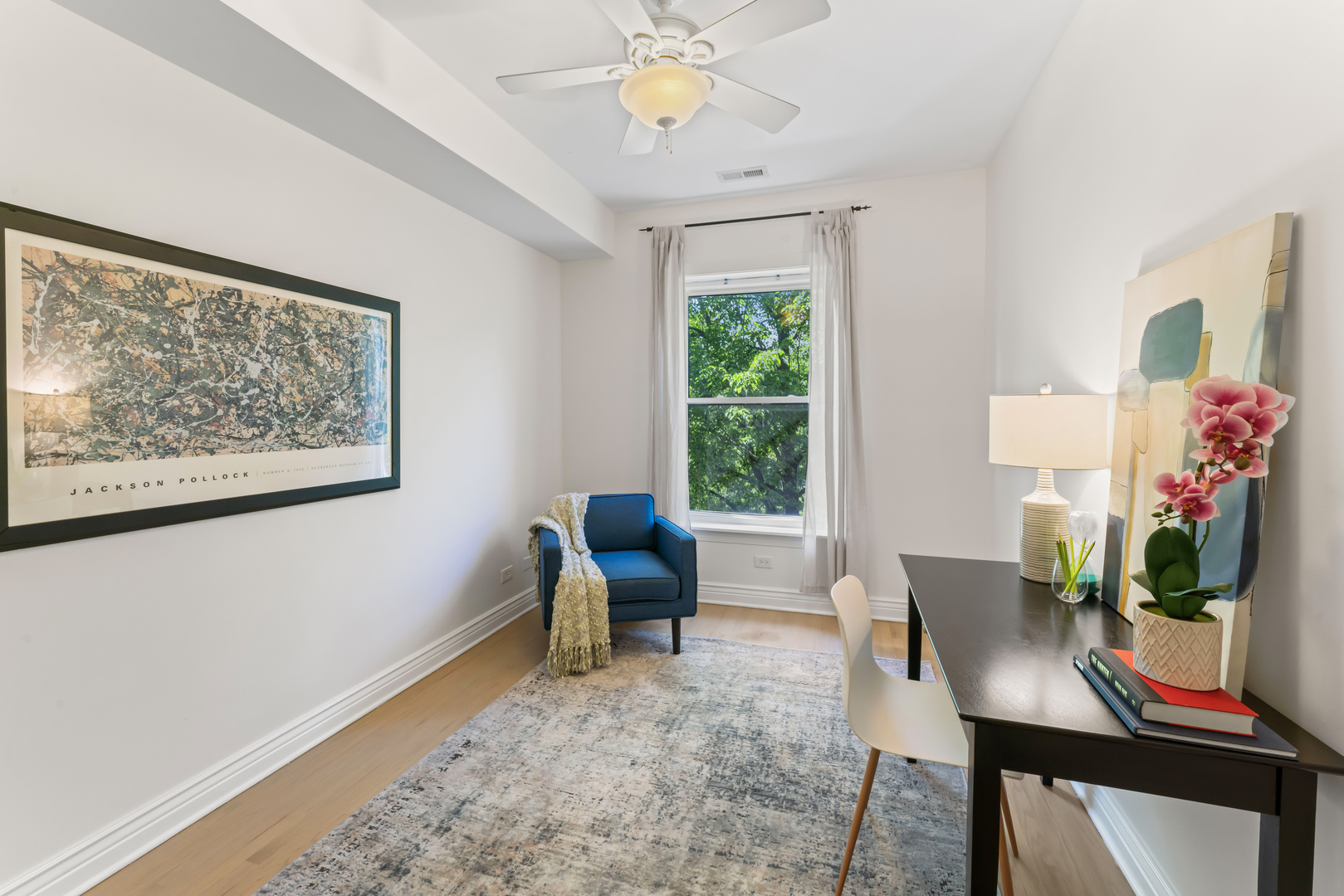 7029 N GREENVIEW Avenue Unit: 2S