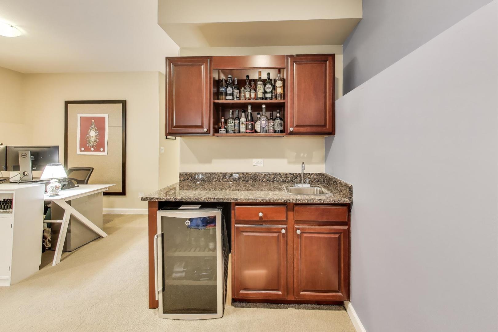 4229 N Albany Avenue