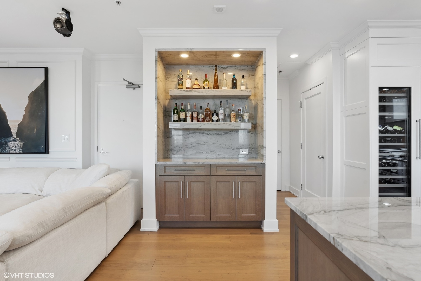 1155 N Dearborn Street Unit: 1301