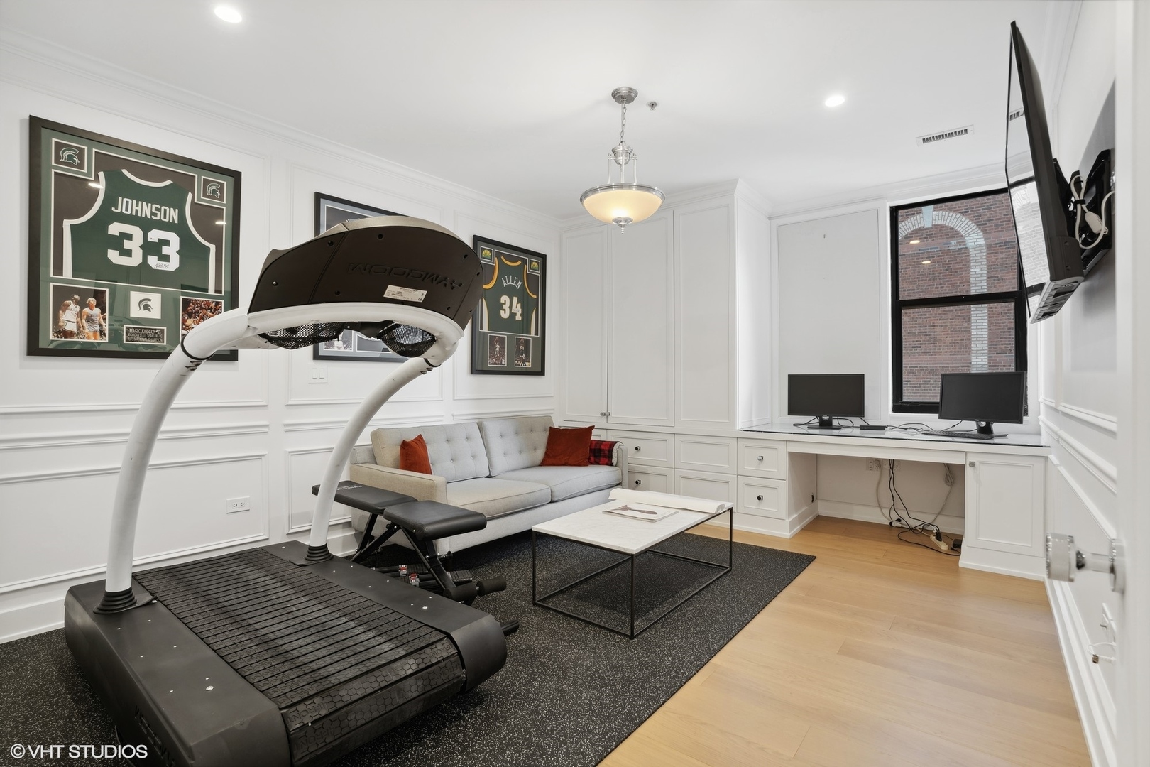 1155 N Dearborn Street Unit: 1301