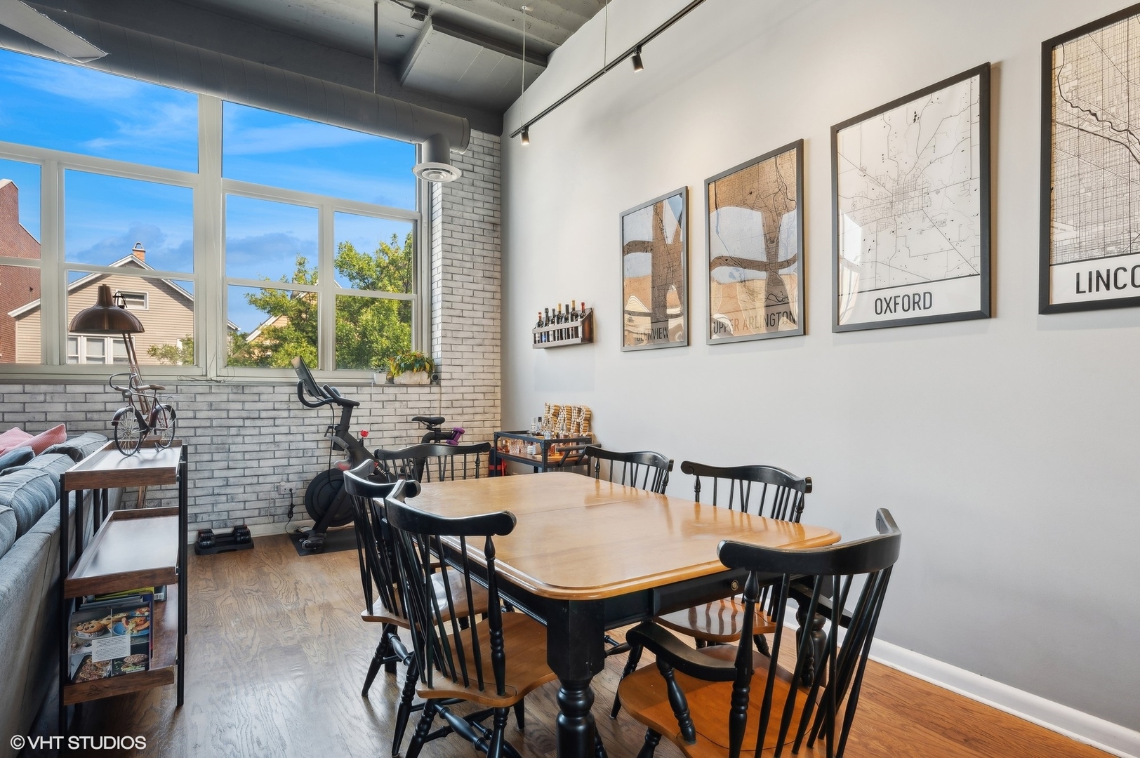 2750 N Wayne Avenue Unit: G