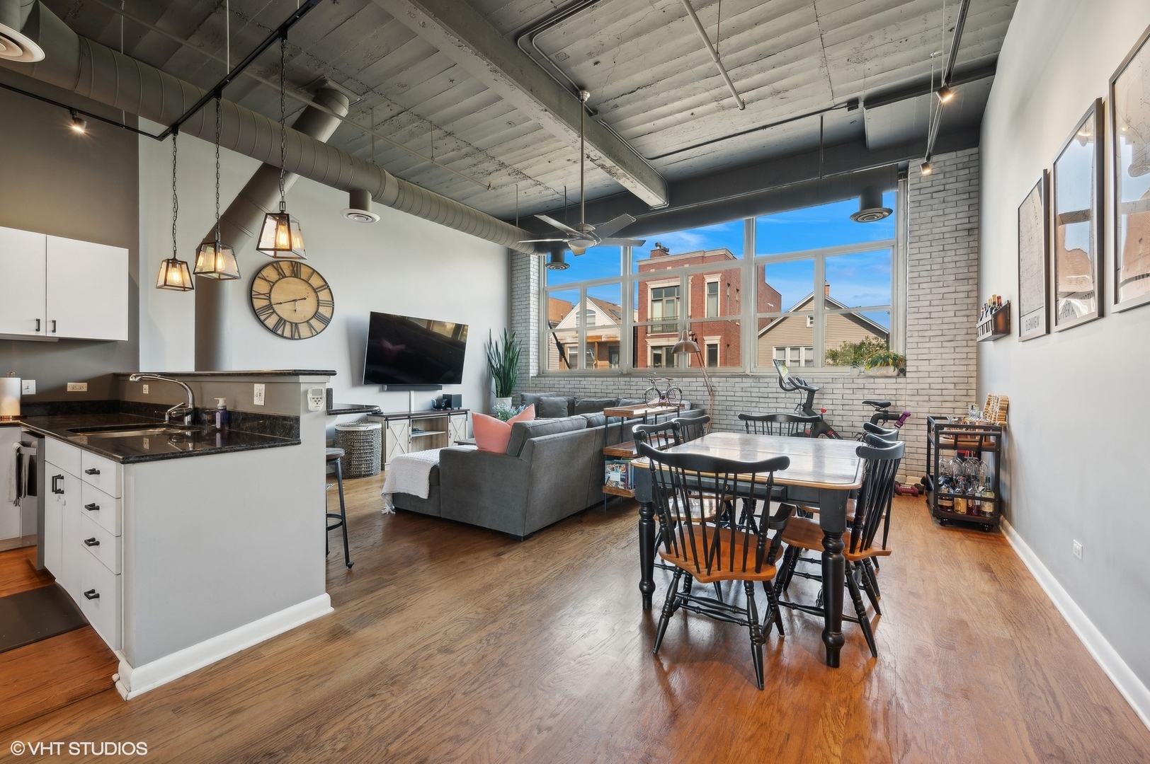 2750 N Wayne Avenue Unit: G