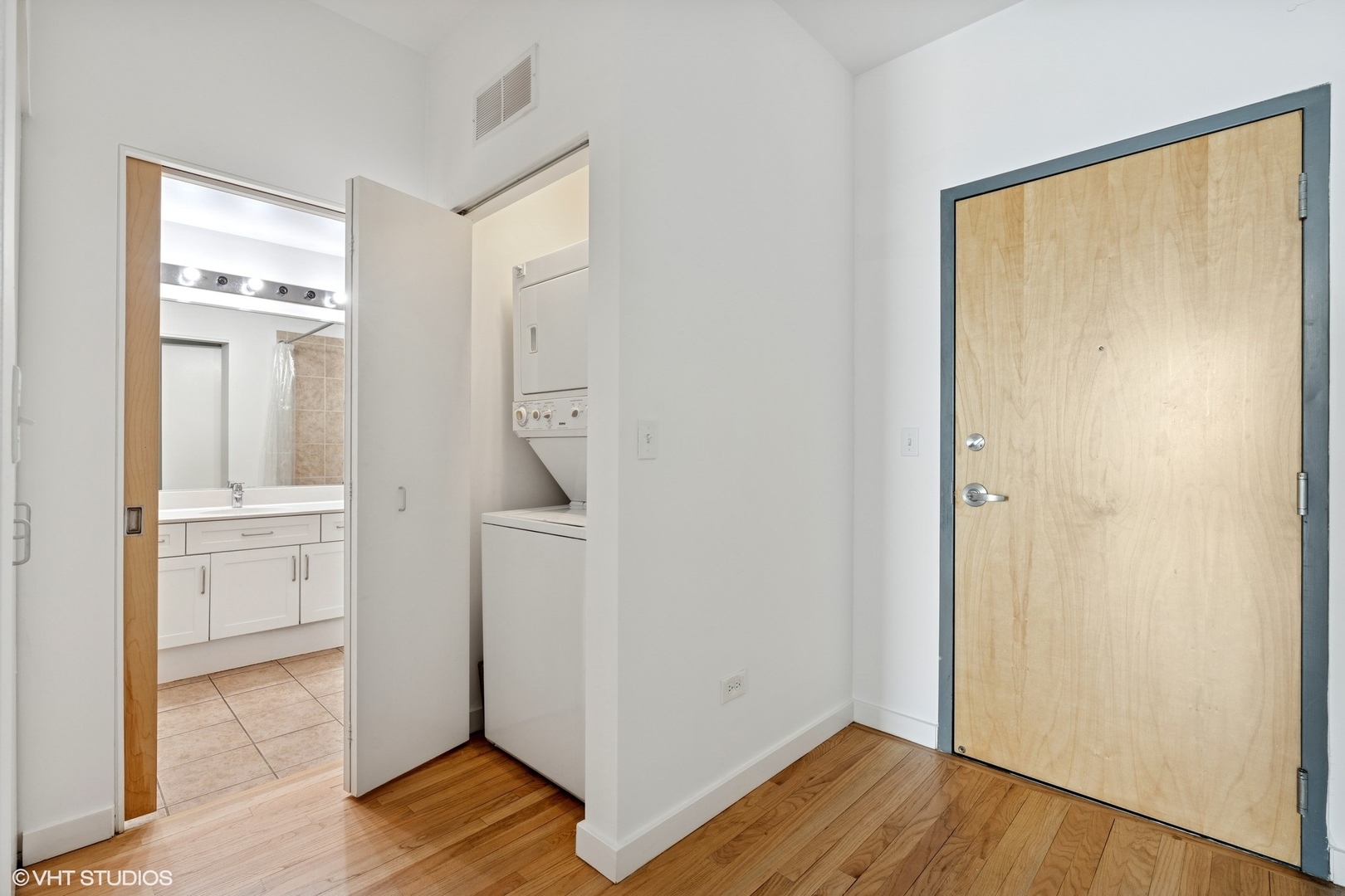 1720 S Michigan Avenue Unit: 3004