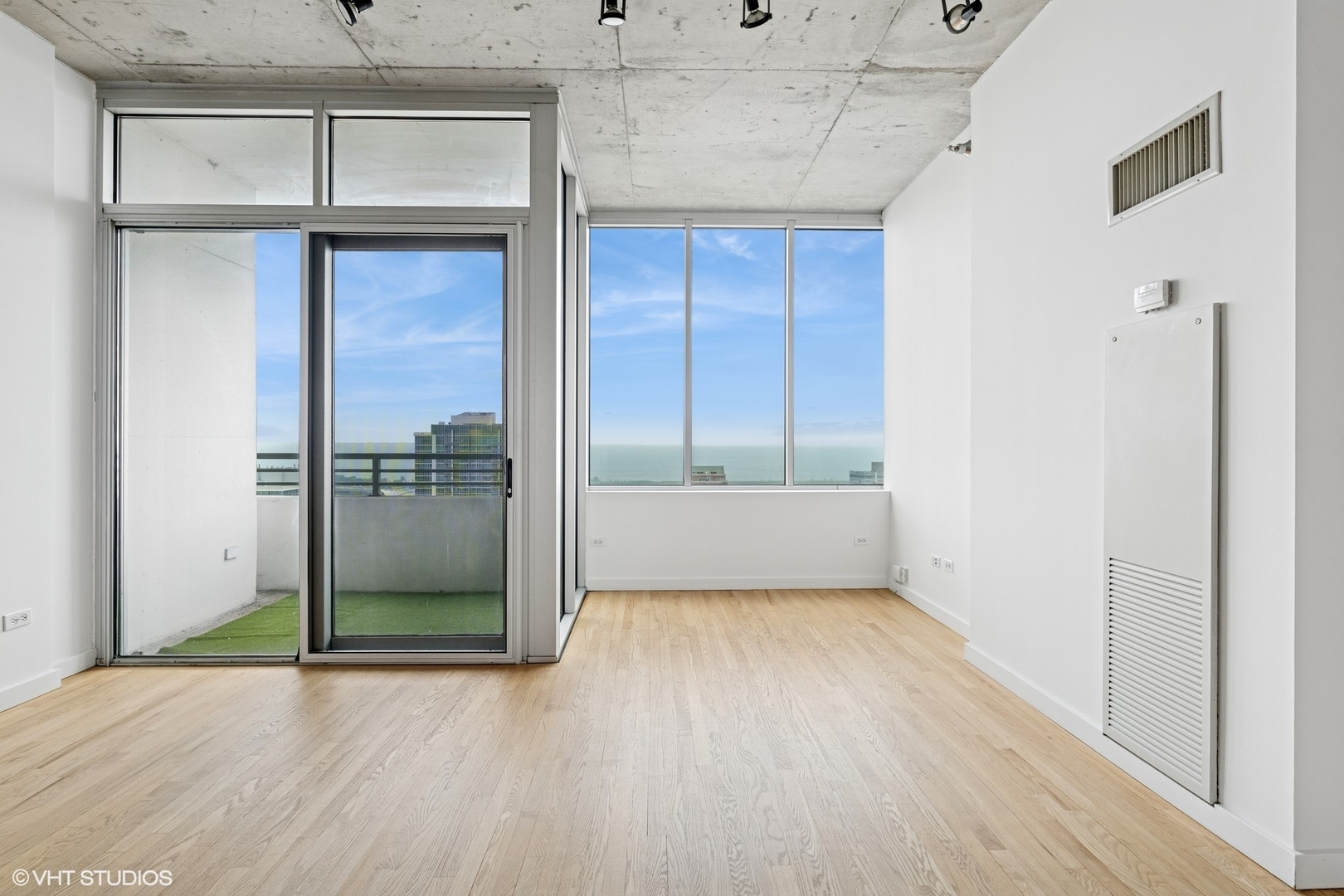 1720 S Michigan Avenue Unit: 3004