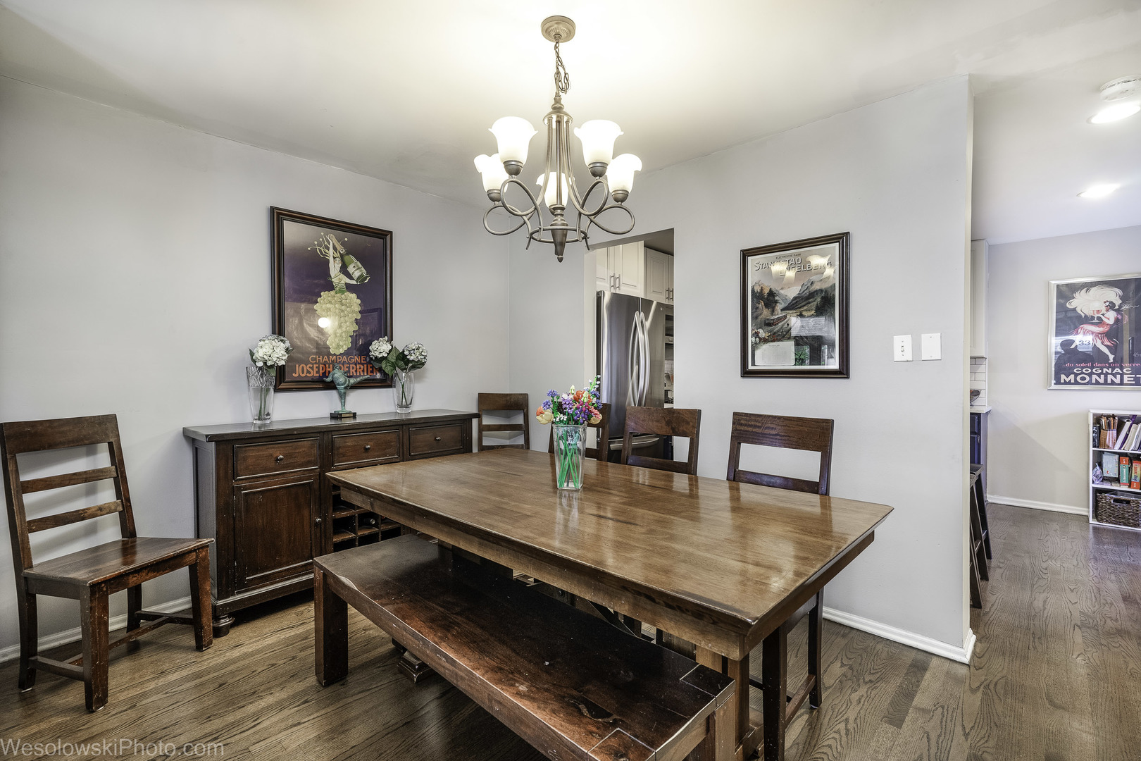 3315 N RACINE Avenue