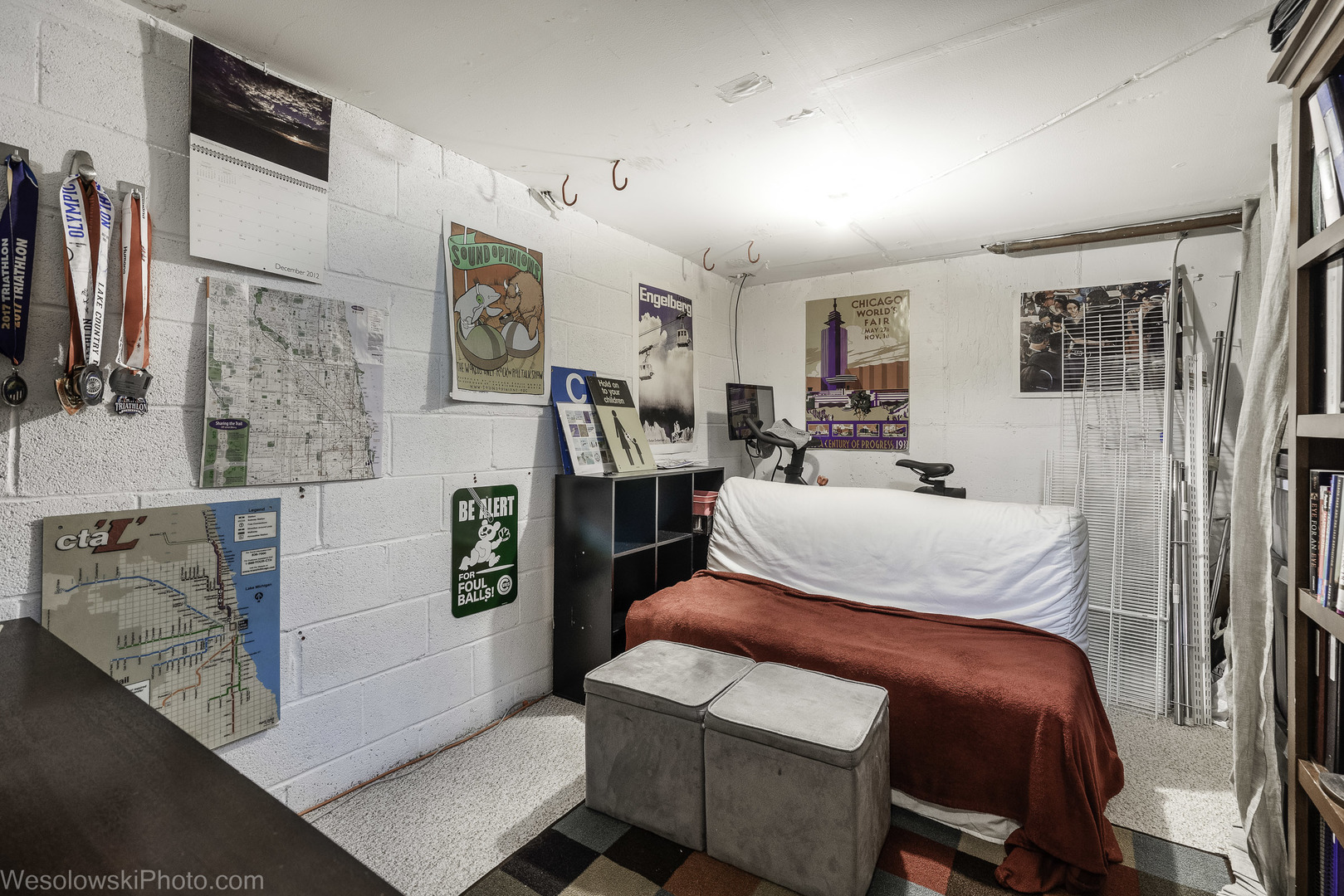 3315 N RACINE Avenue