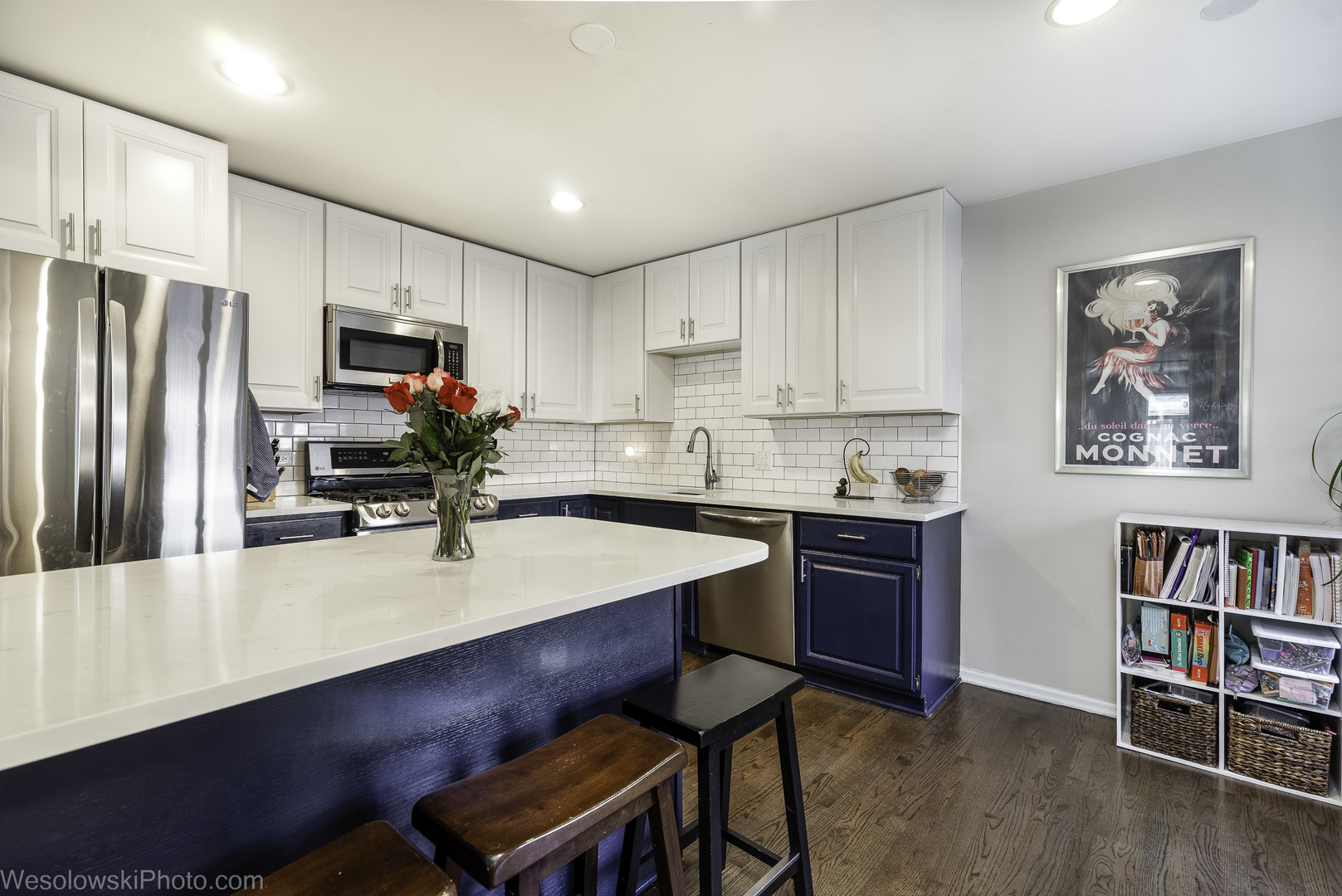 3315 N RACINE Avenue