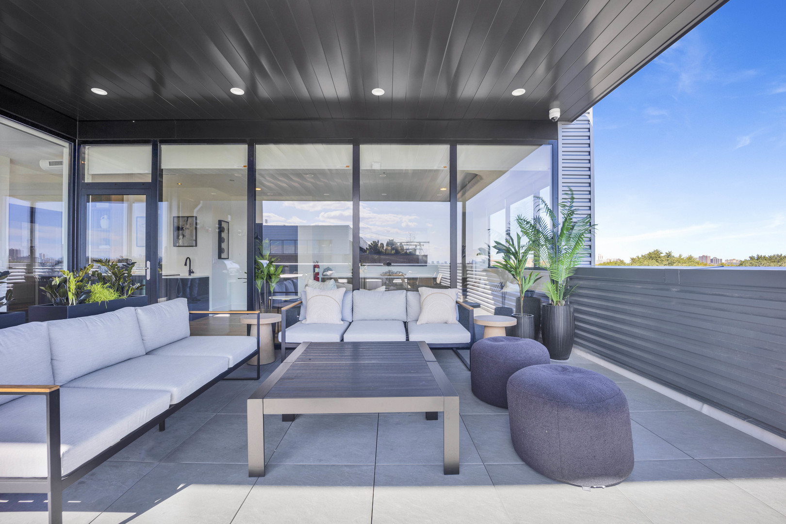 1802 W Berenice Avenue Unit: 502