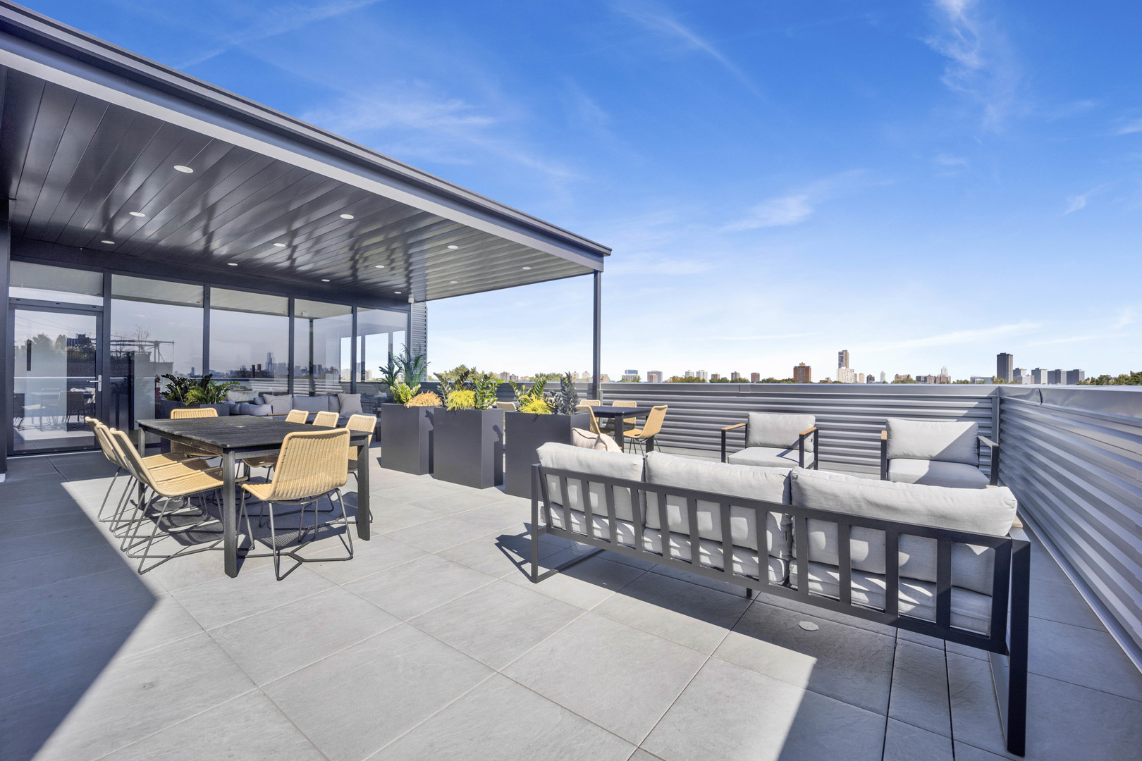 1802 W Berenice Avenue Unit: 502