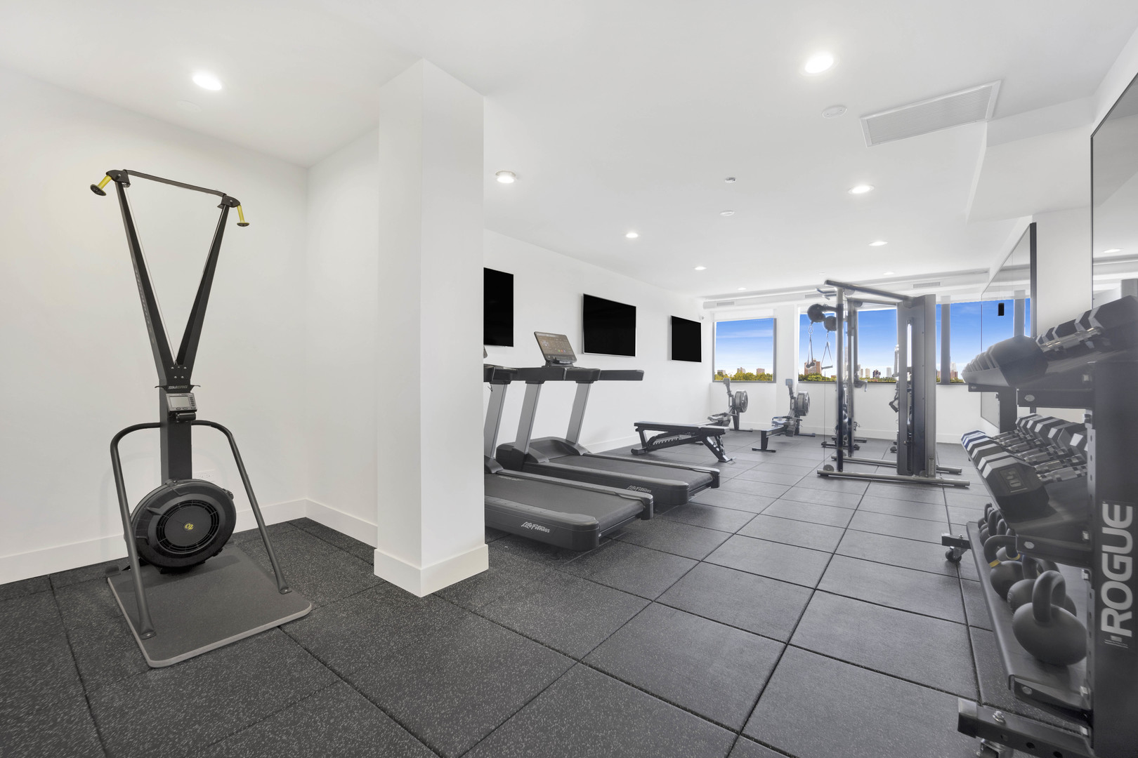 1802 W Berenice Avenue Unit: 502