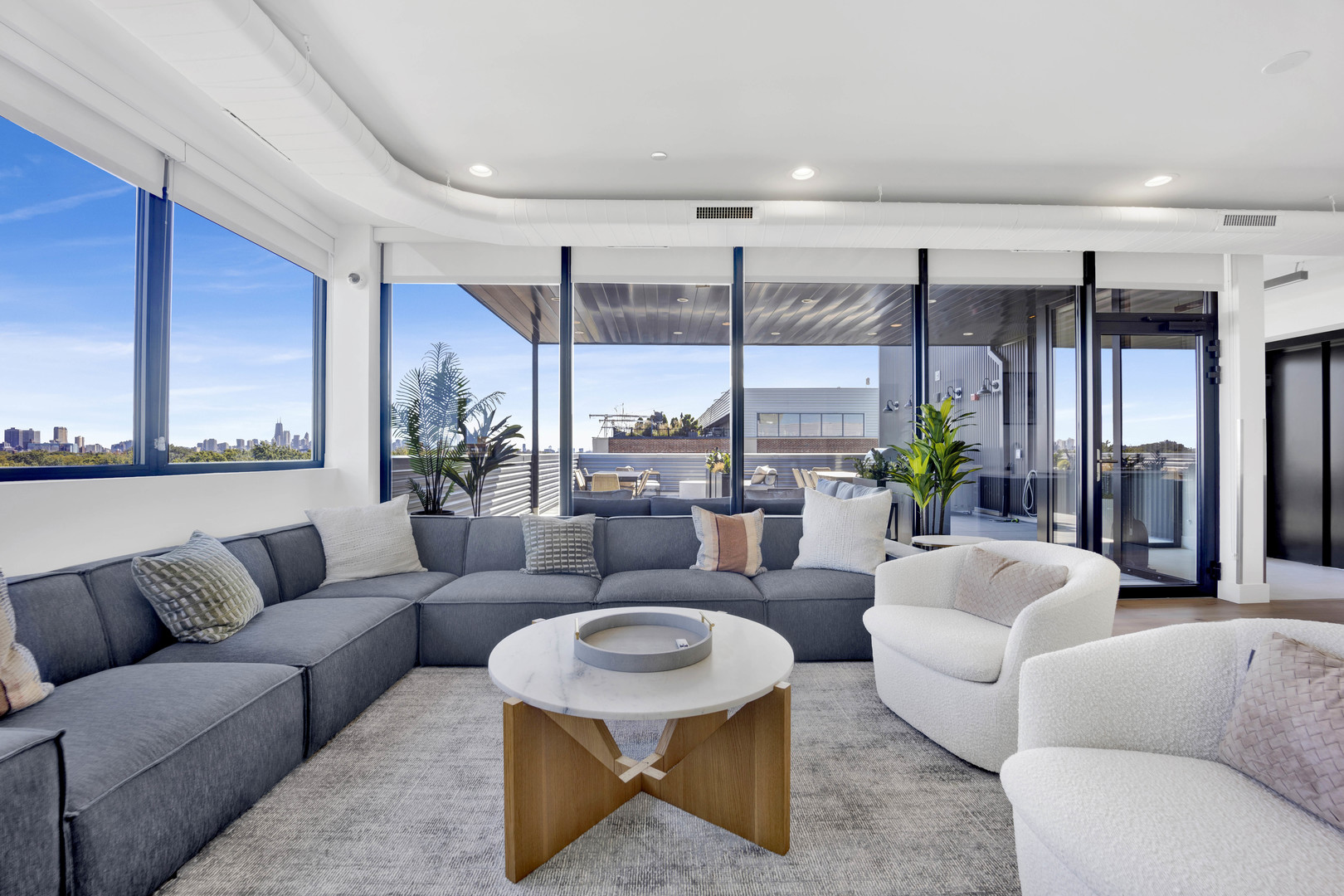 1802 W Berenice Avenue Unit: 502