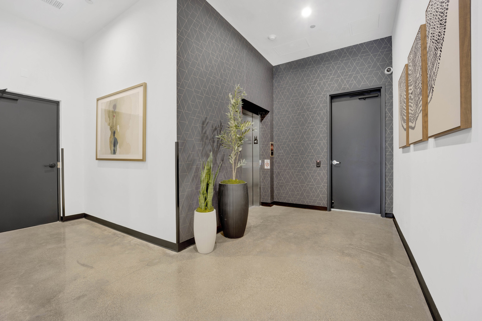 1802 W Berenice Avenue Unit: 502