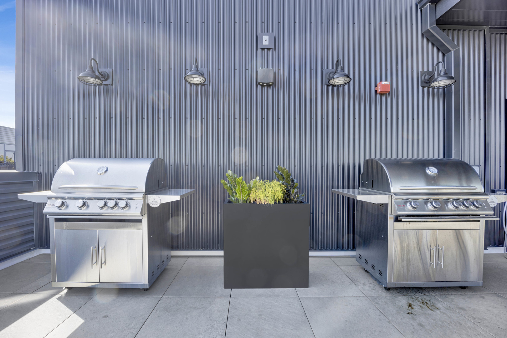 1802 W Berenice Avenue Unit: 502