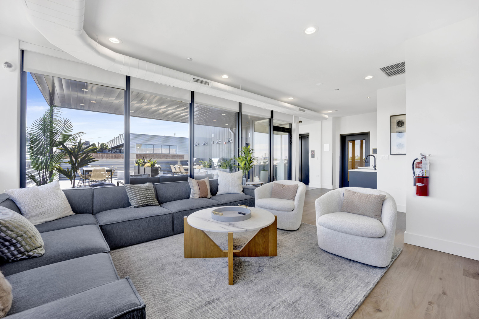 1802 W Berenice Avenue Unit: 502