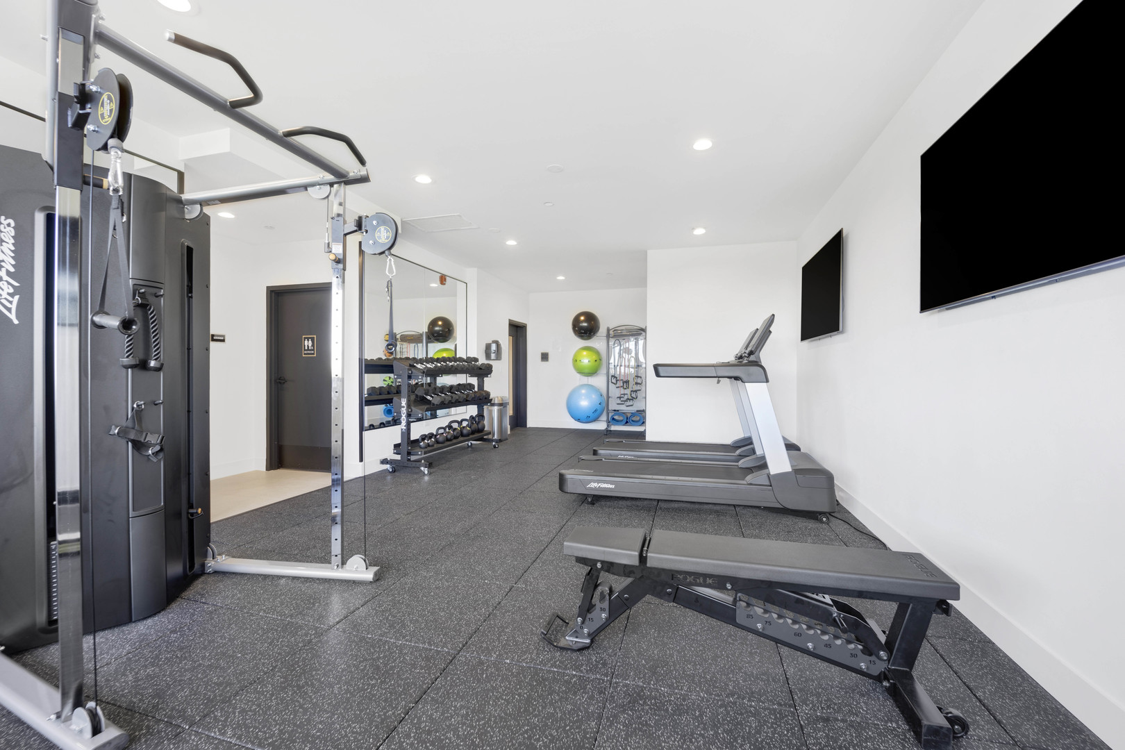 1802 W Berenice Avenue Unit: 502