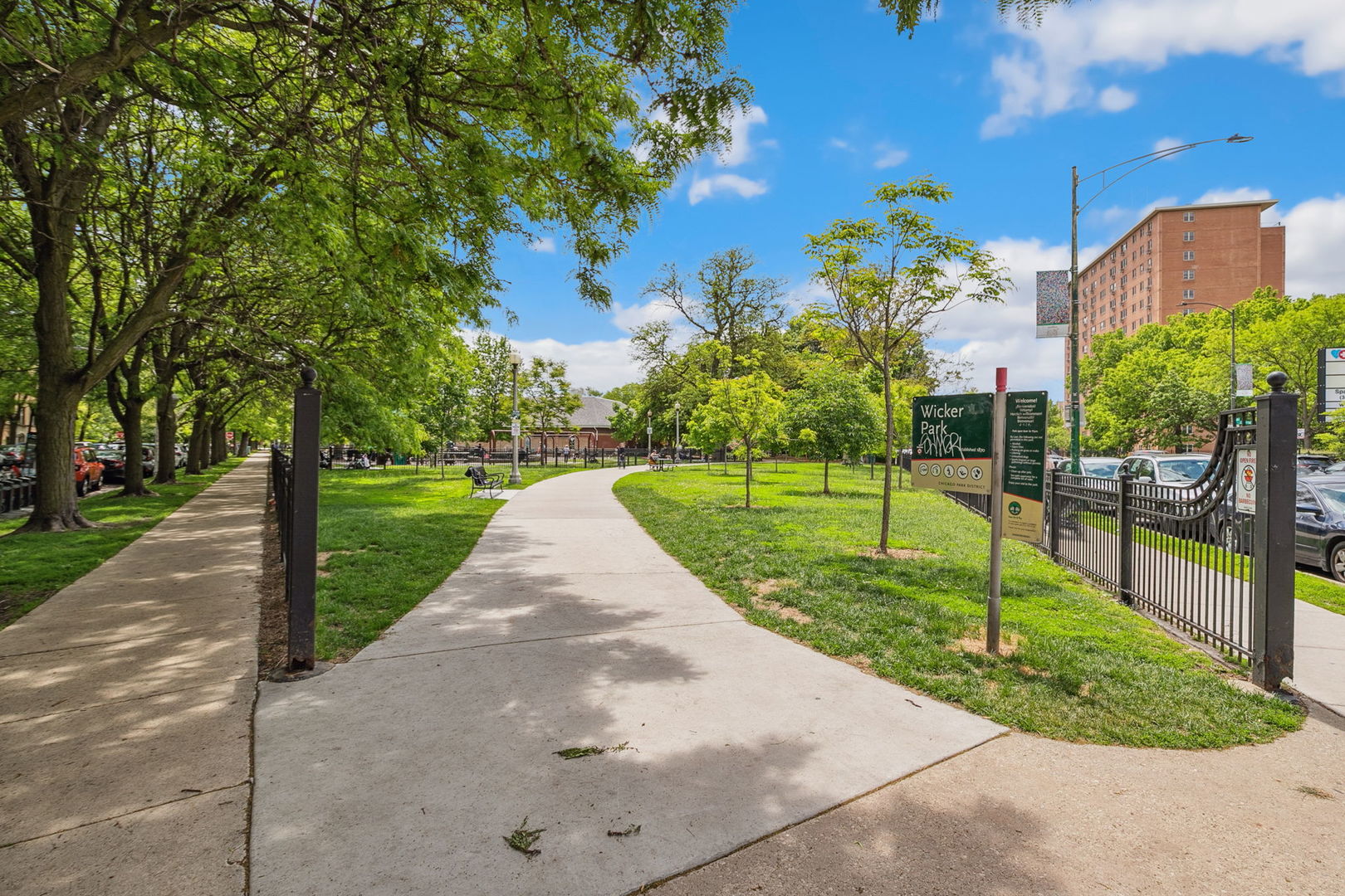 2017 W Evergreen Avenue Unit: 102