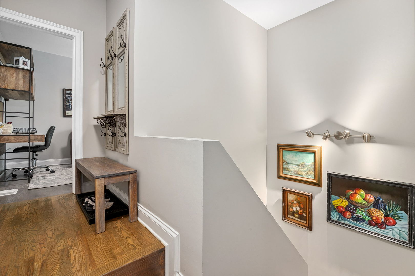 2017 W Evergreen Avenue Unit: 102