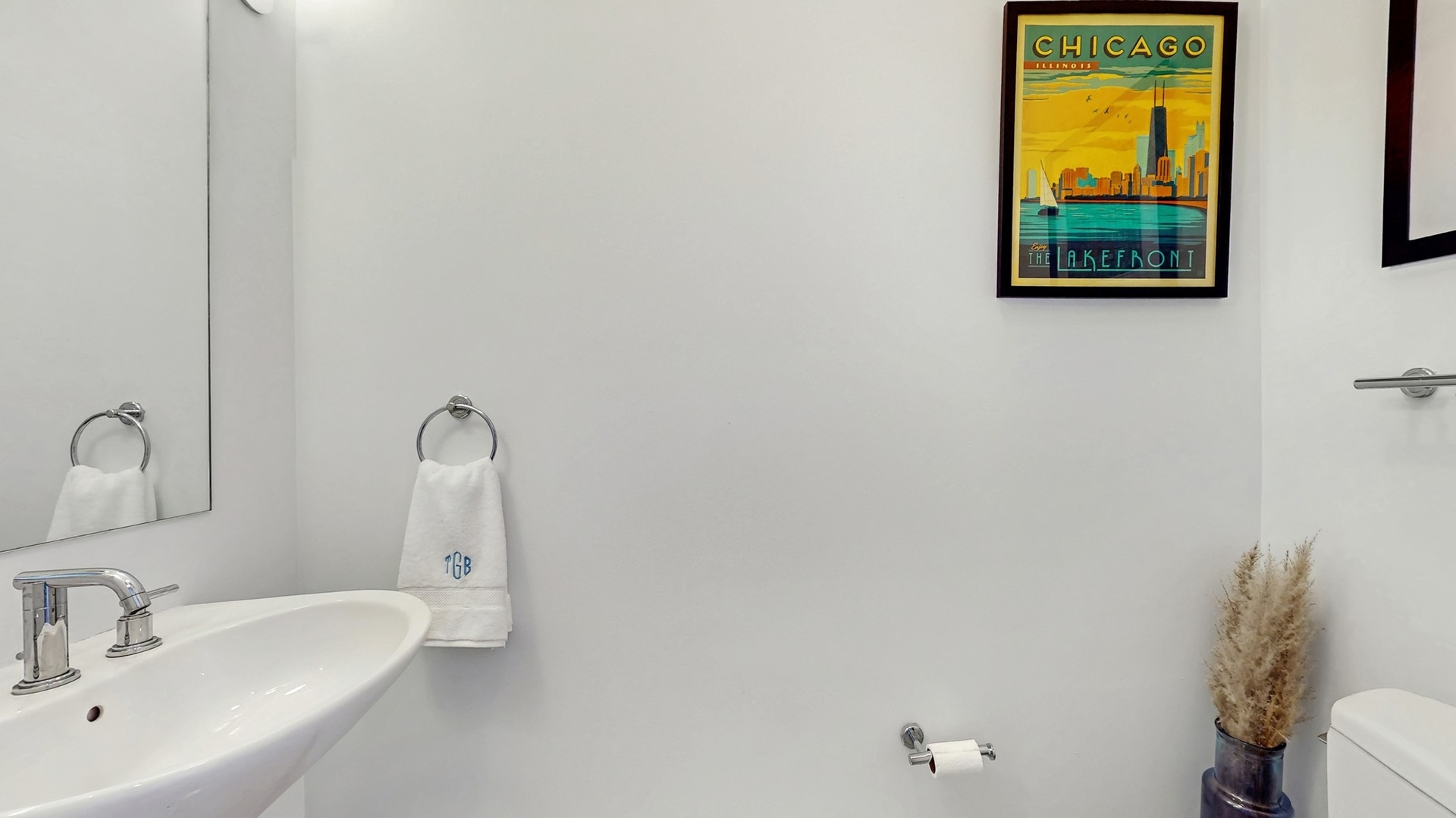 3920 N SHERIDAN Road Unit: 411