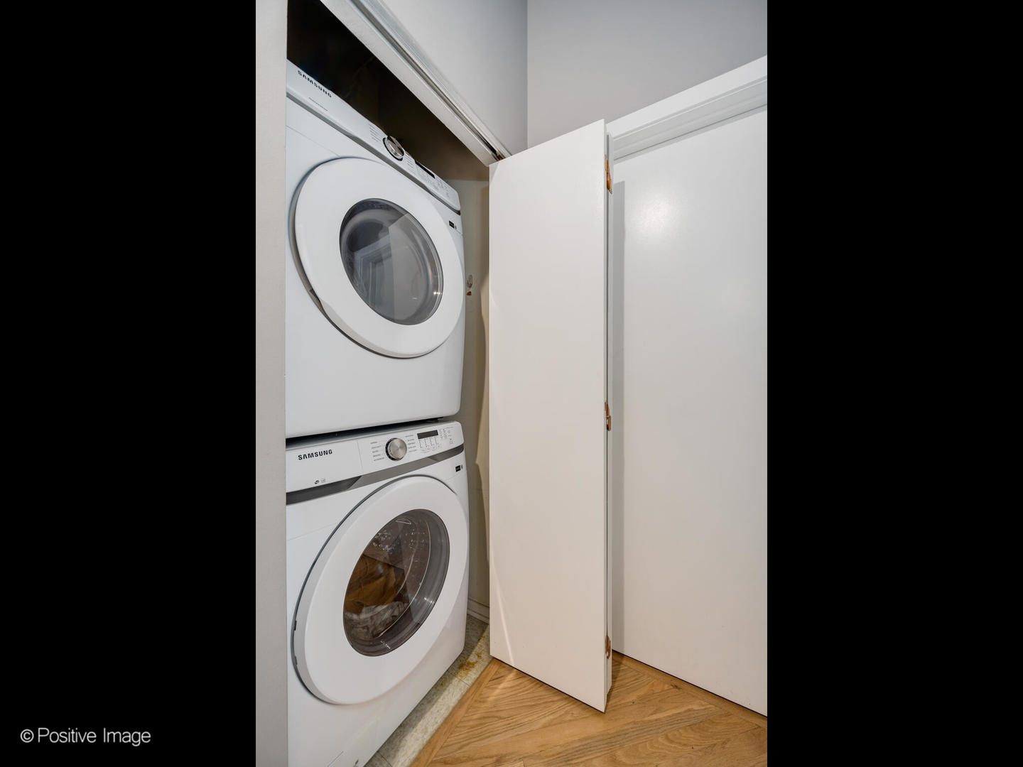 1040 W Adams Street Unit: 238