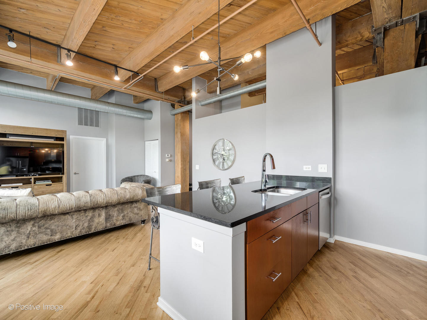 1040 W Adams Street Unit: 238
