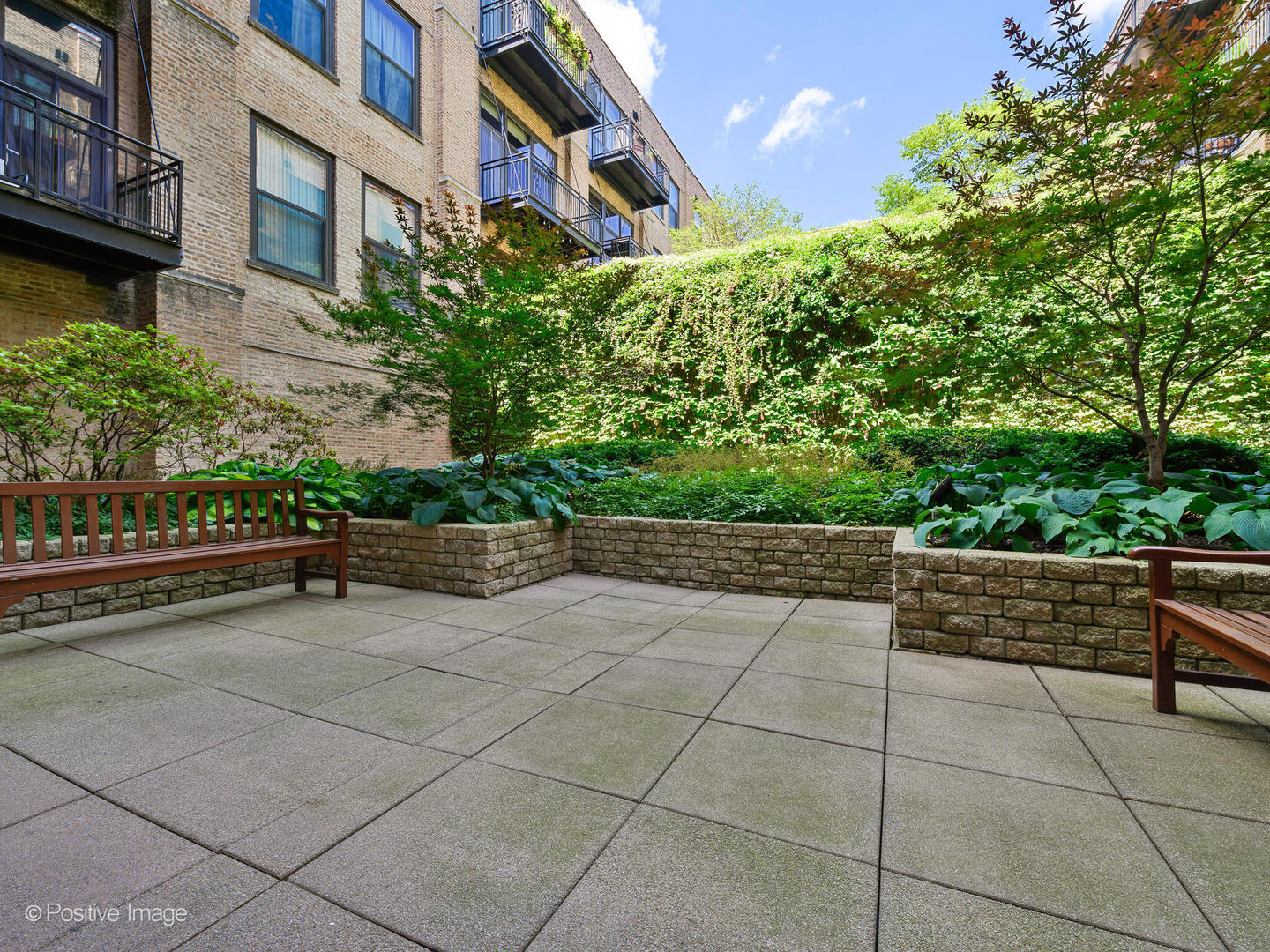 1040 W Adams Street Unit: 238