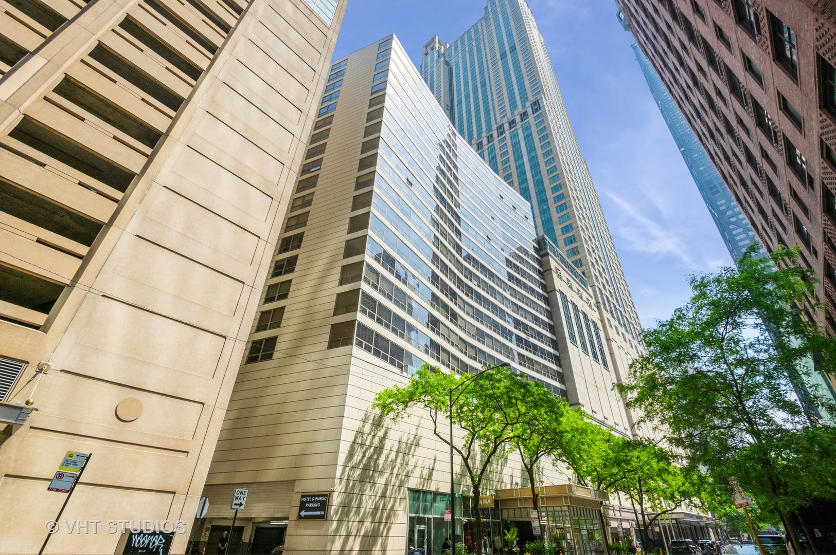110 E Delaware Place Unit: 1501