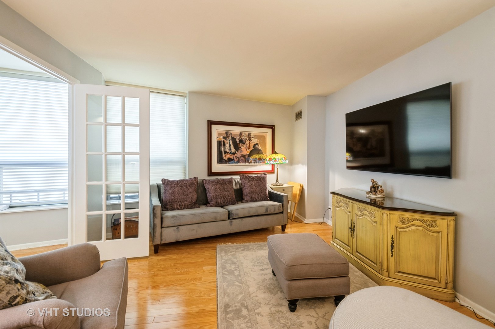 110 E Delaware Place Unit: 1501